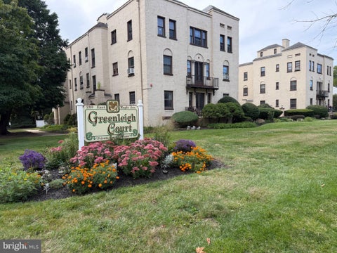 Condo For Sale - 210 E Maple Avenue #C6<br/> Camden County, MERCHANTVILLE, NJ 08109