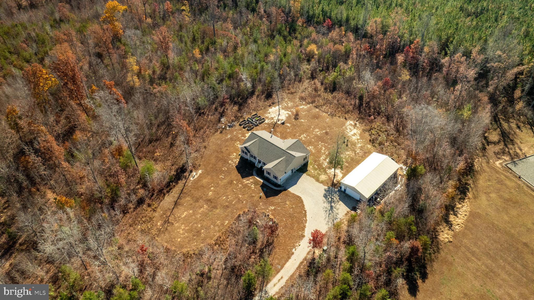 EQUESTRIAN LANDING - Residential