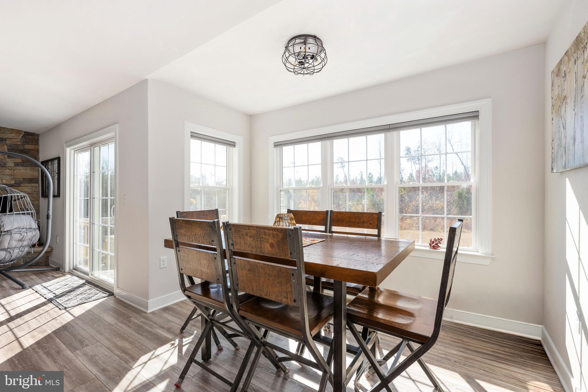 EQUESTRIAN LANDING - Residential