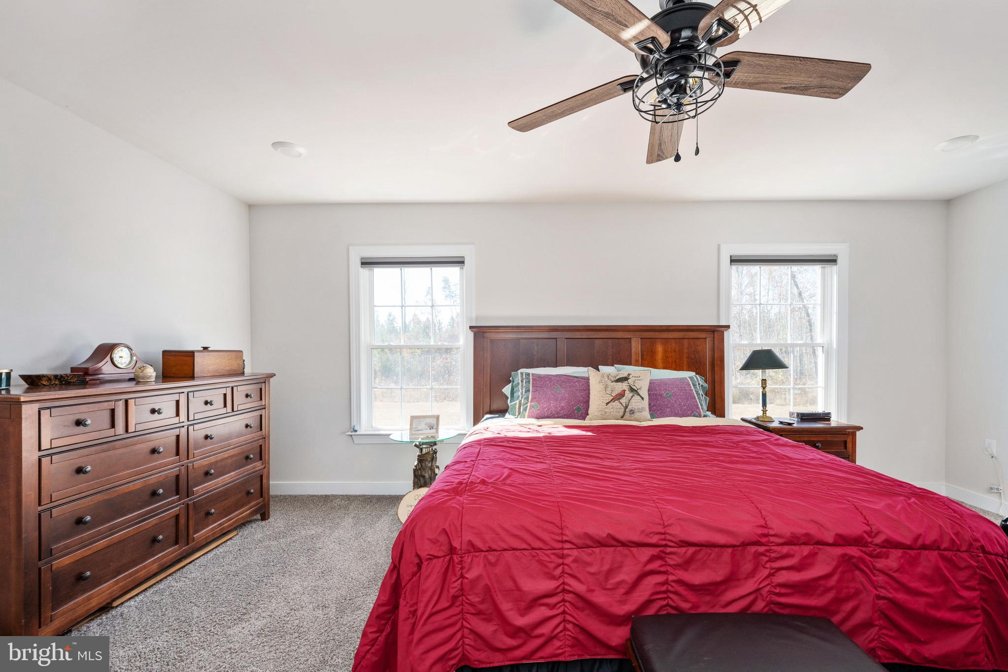 EQUESTRIAN LANDING - Residential