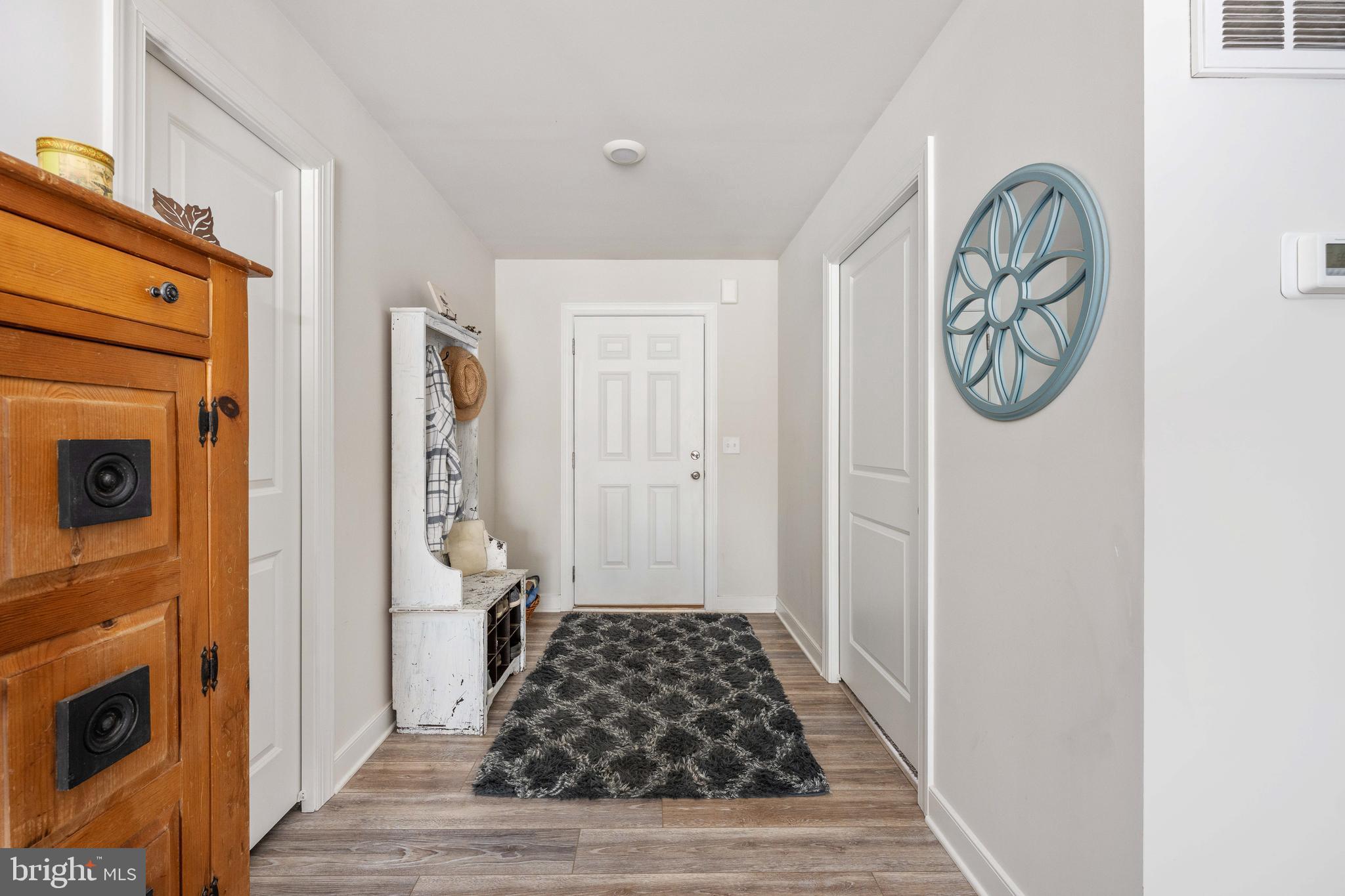 EQUESTRIAN LANDING - Residential