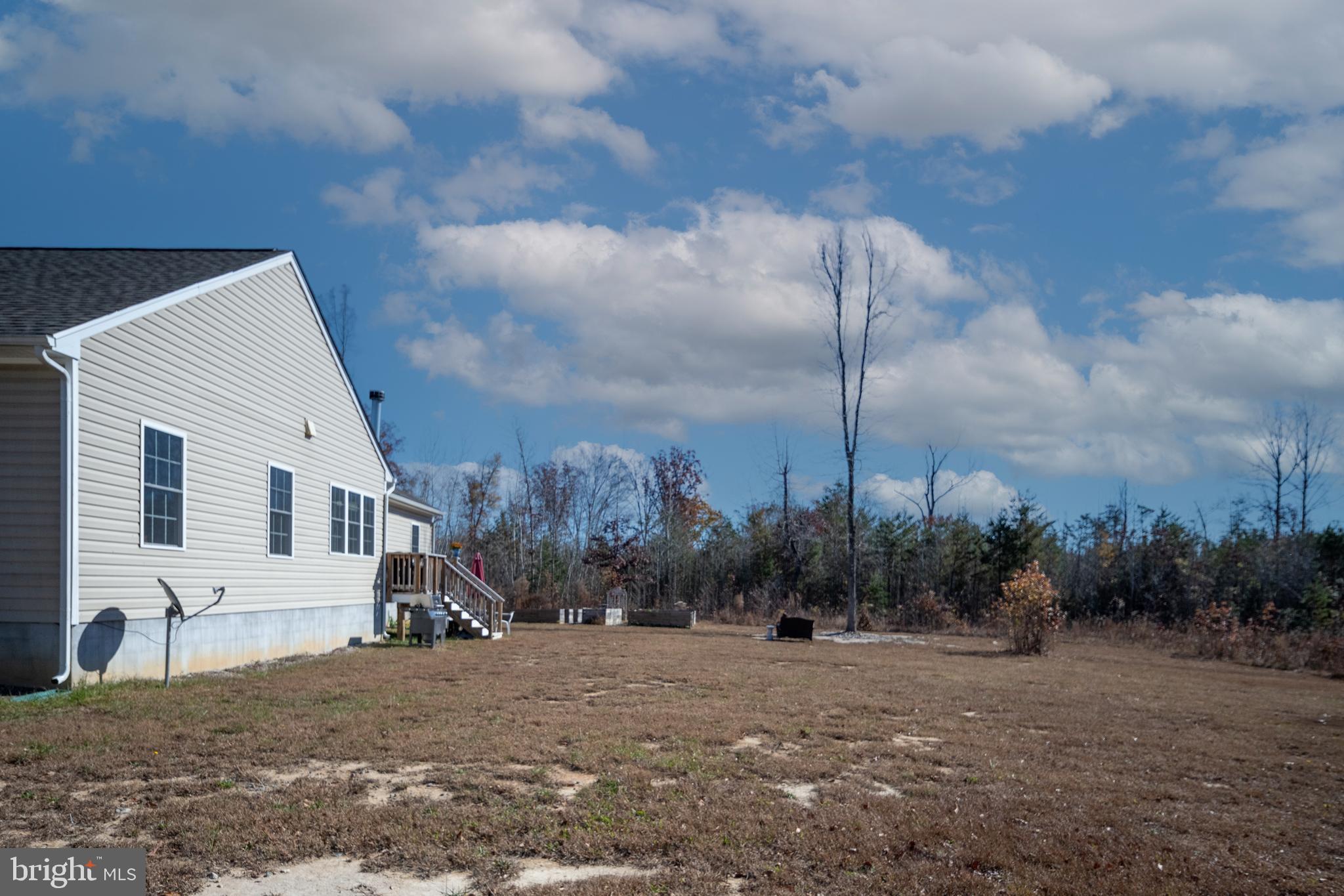 EQUESTRIAN LANDING - Residential
