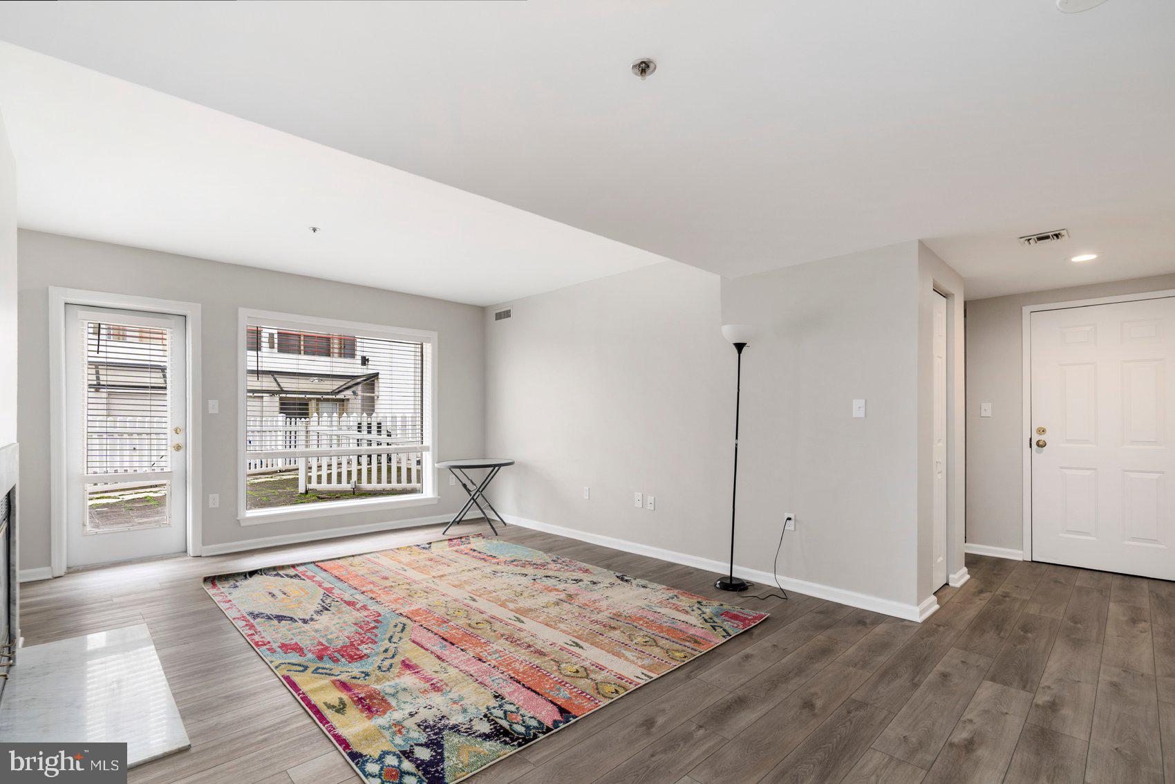 FEDERAL HILL HISTORIC DISTRICT - Residential Lease