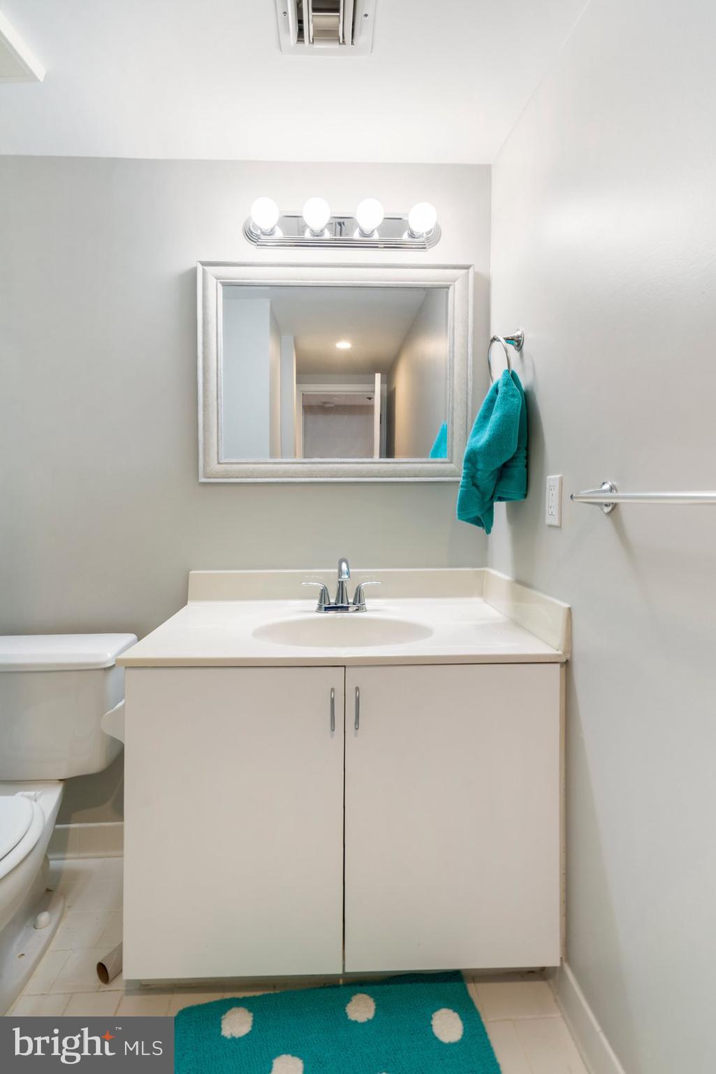 FEDERAL HILL HISTORIC DISTRICT - Residential Lease