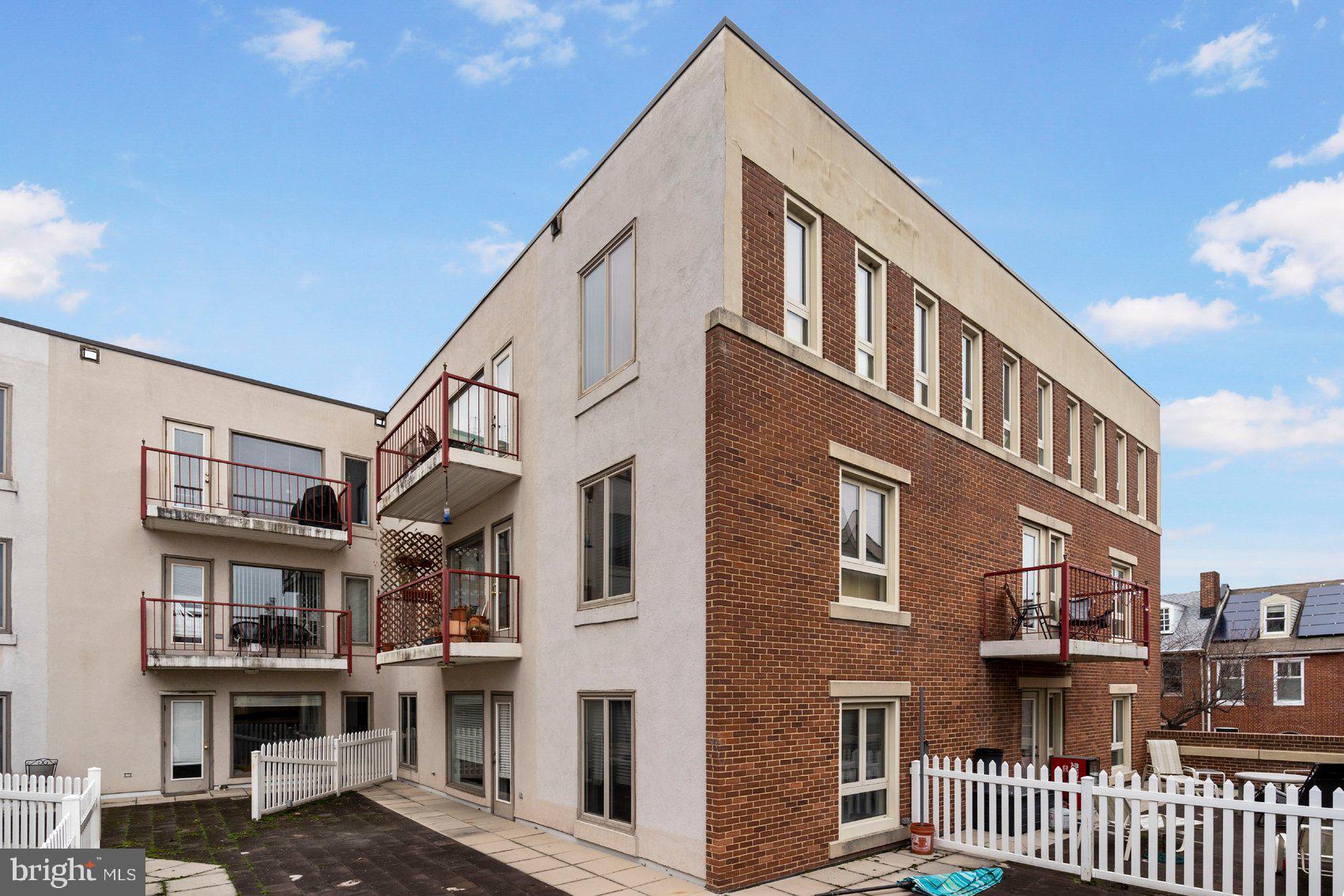 FEDERAL HILL HISTORIC DISTRICT - Residential Lease