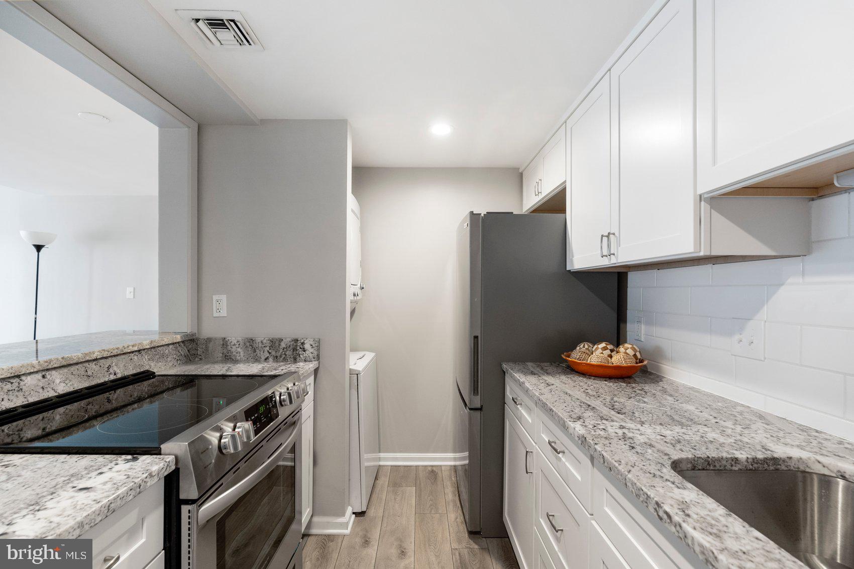 FEDERAL HILL HISTORIC DISTRICT - Residential Lease