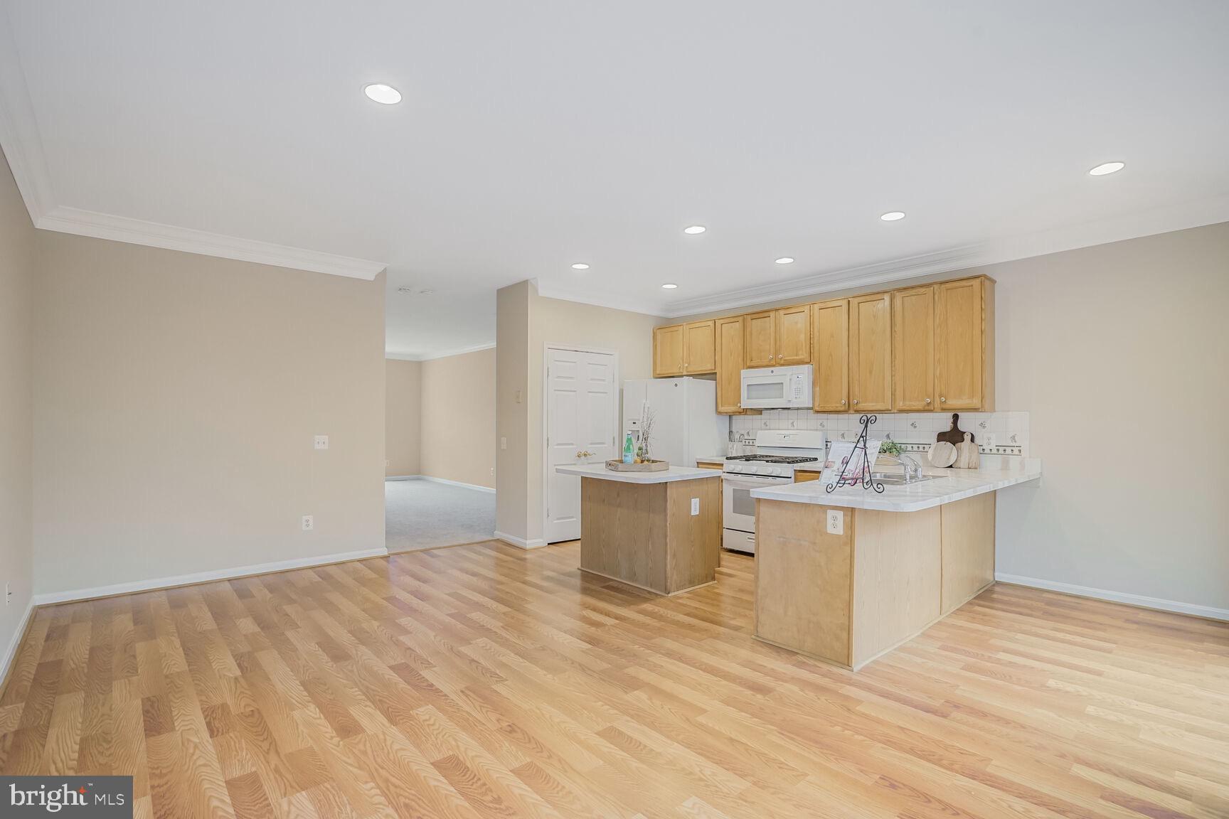 WEXFORD VILLAGE - Residential