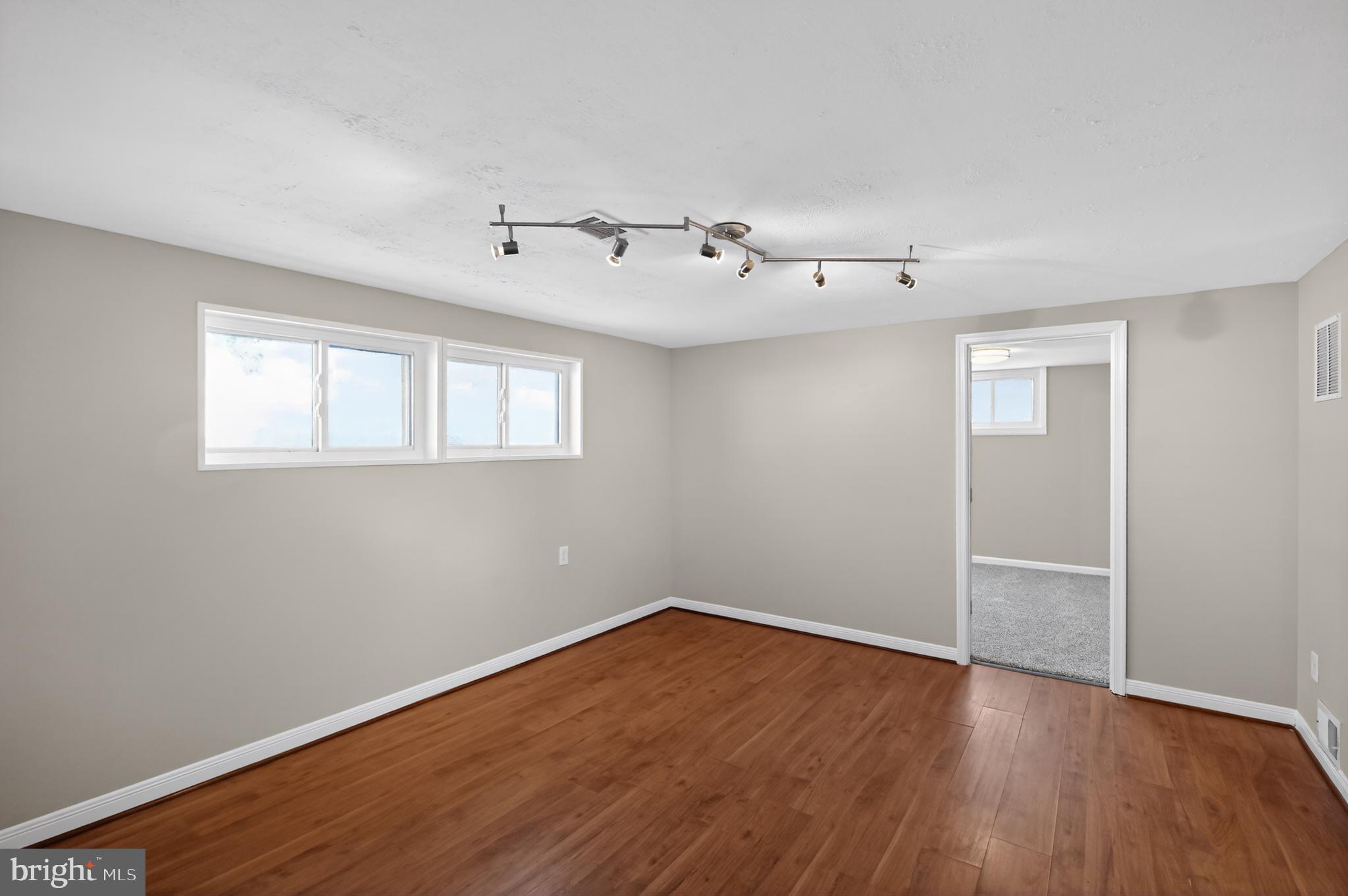 POHICK ESTATES - Residential