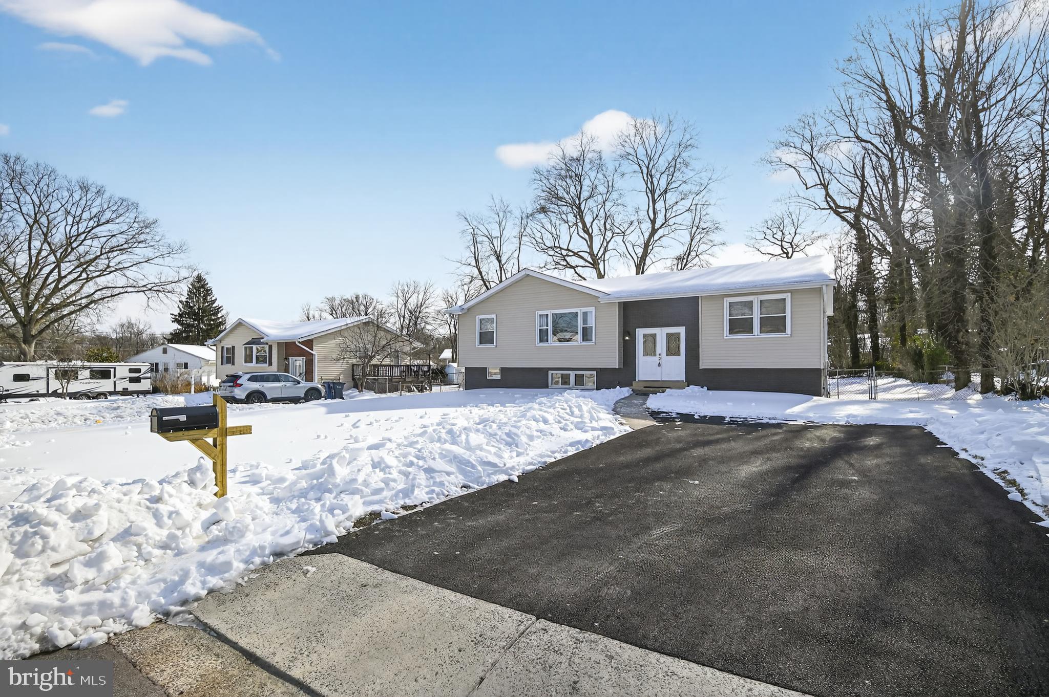 POHICK ESTATES - Residential