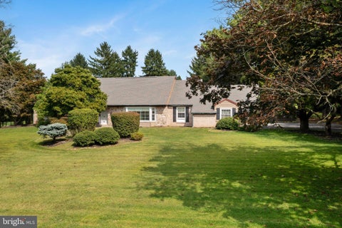 Photo for 827 TRAYLOR DRIVE
