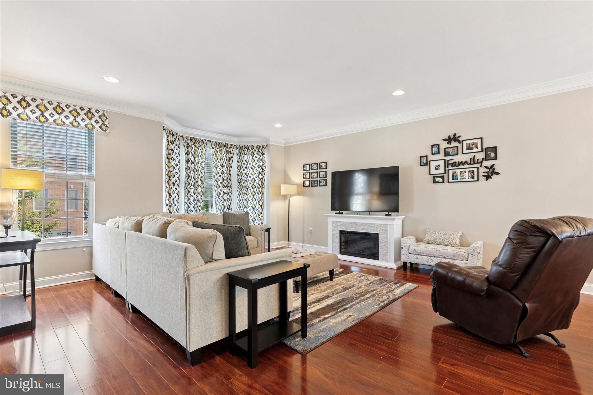 112 MARY AMBLER WAY, AMBLER, PA, 19002 112 MARY AMBLER WAY