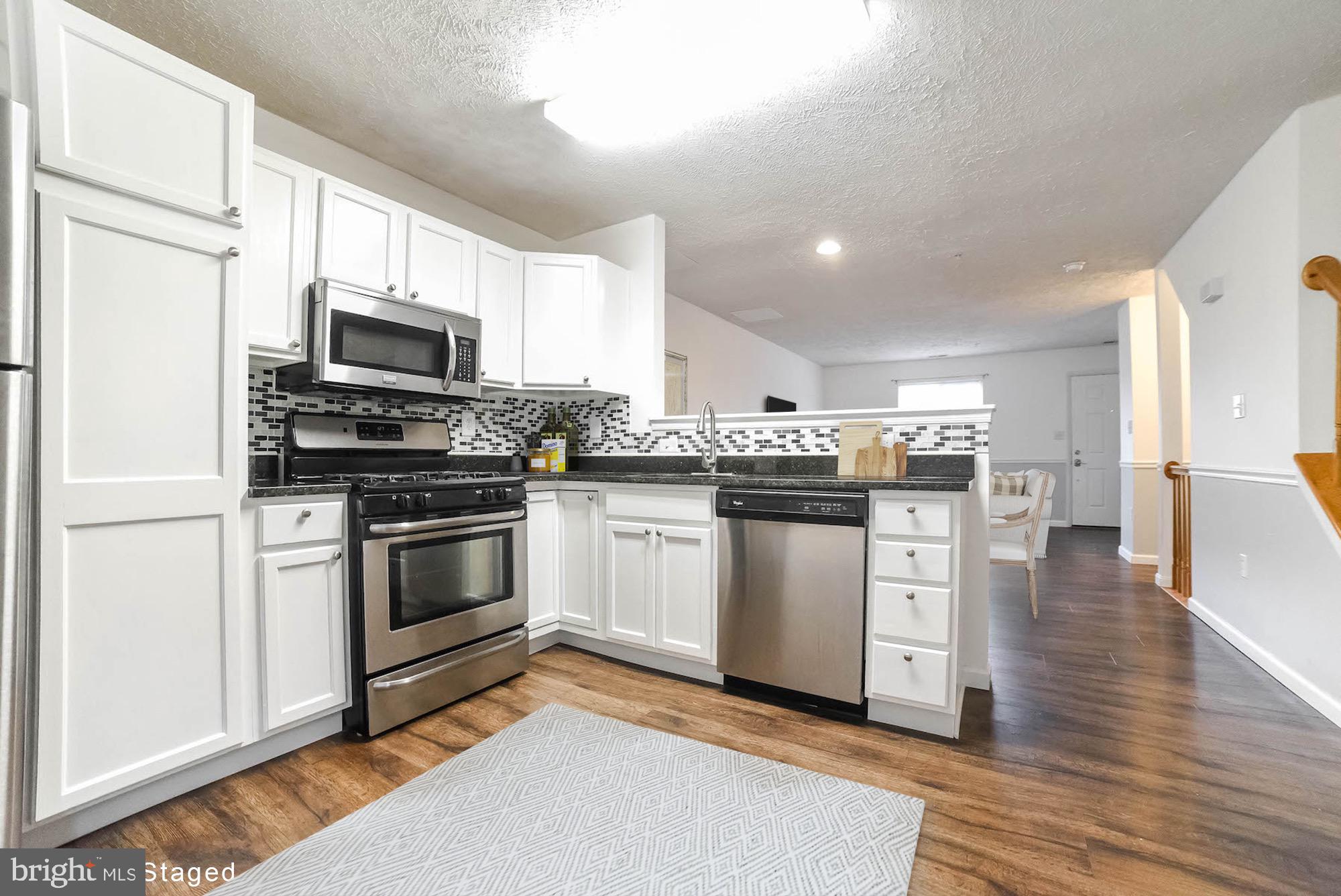 HICKORY HILLS - Residential