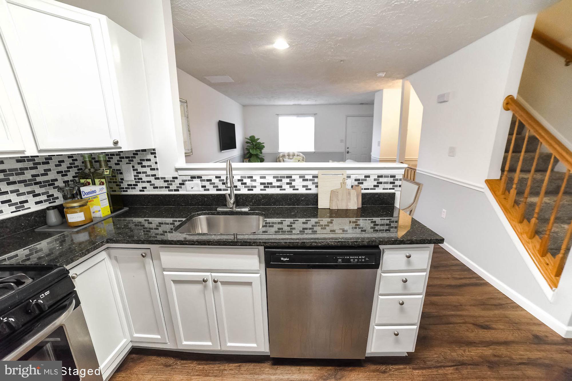 HICKORY HILLS - Residential