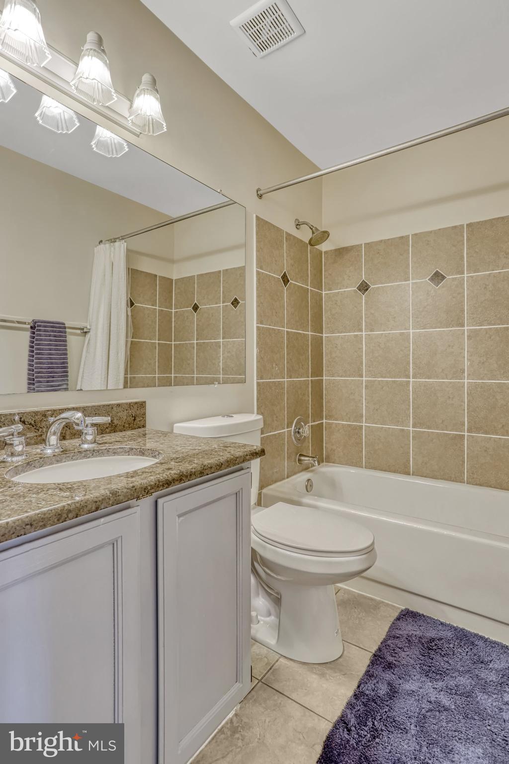 SPRINGFIELD OAKS - Residential