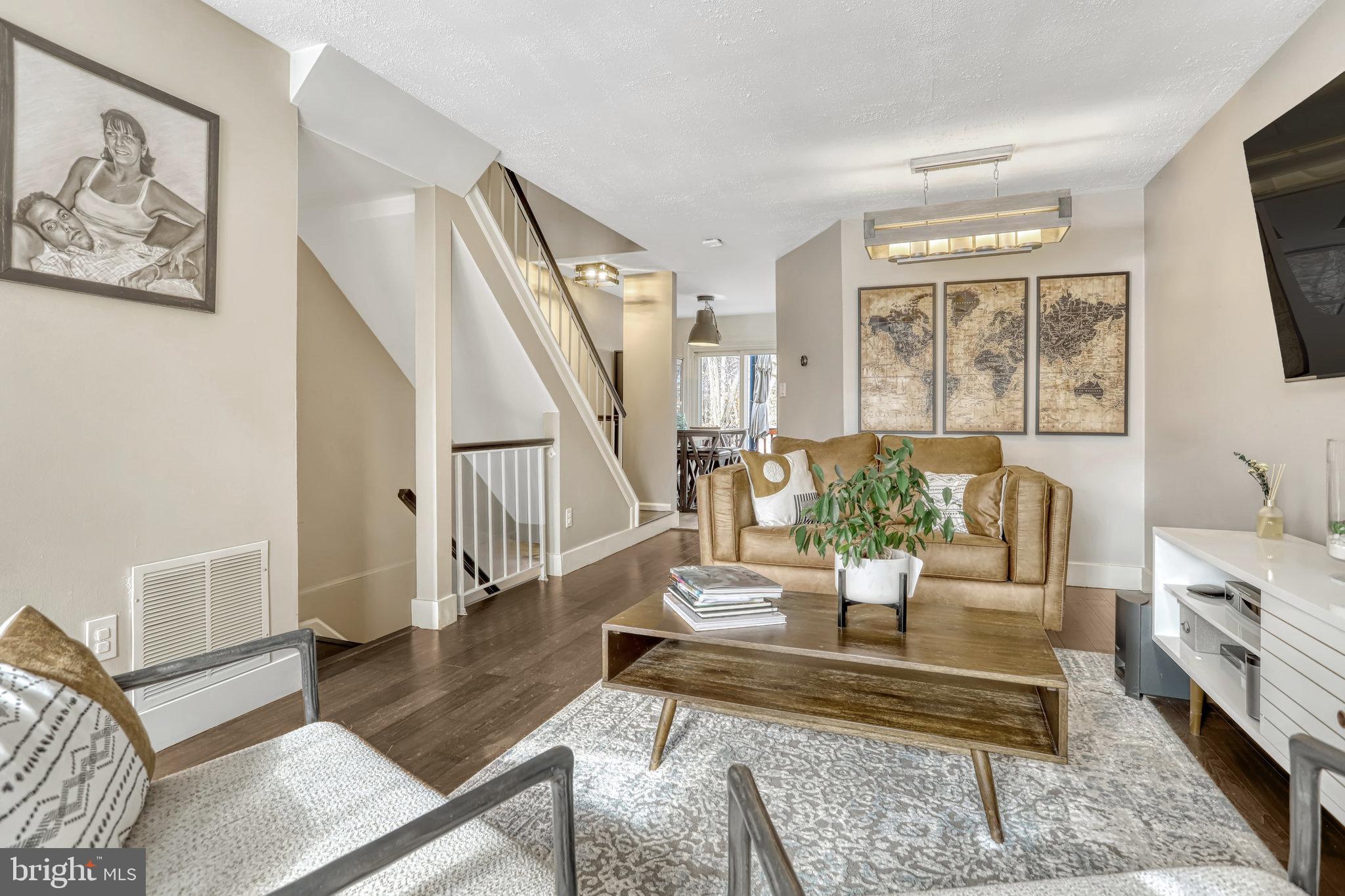 SPRINGFIELD OAKS - Residential