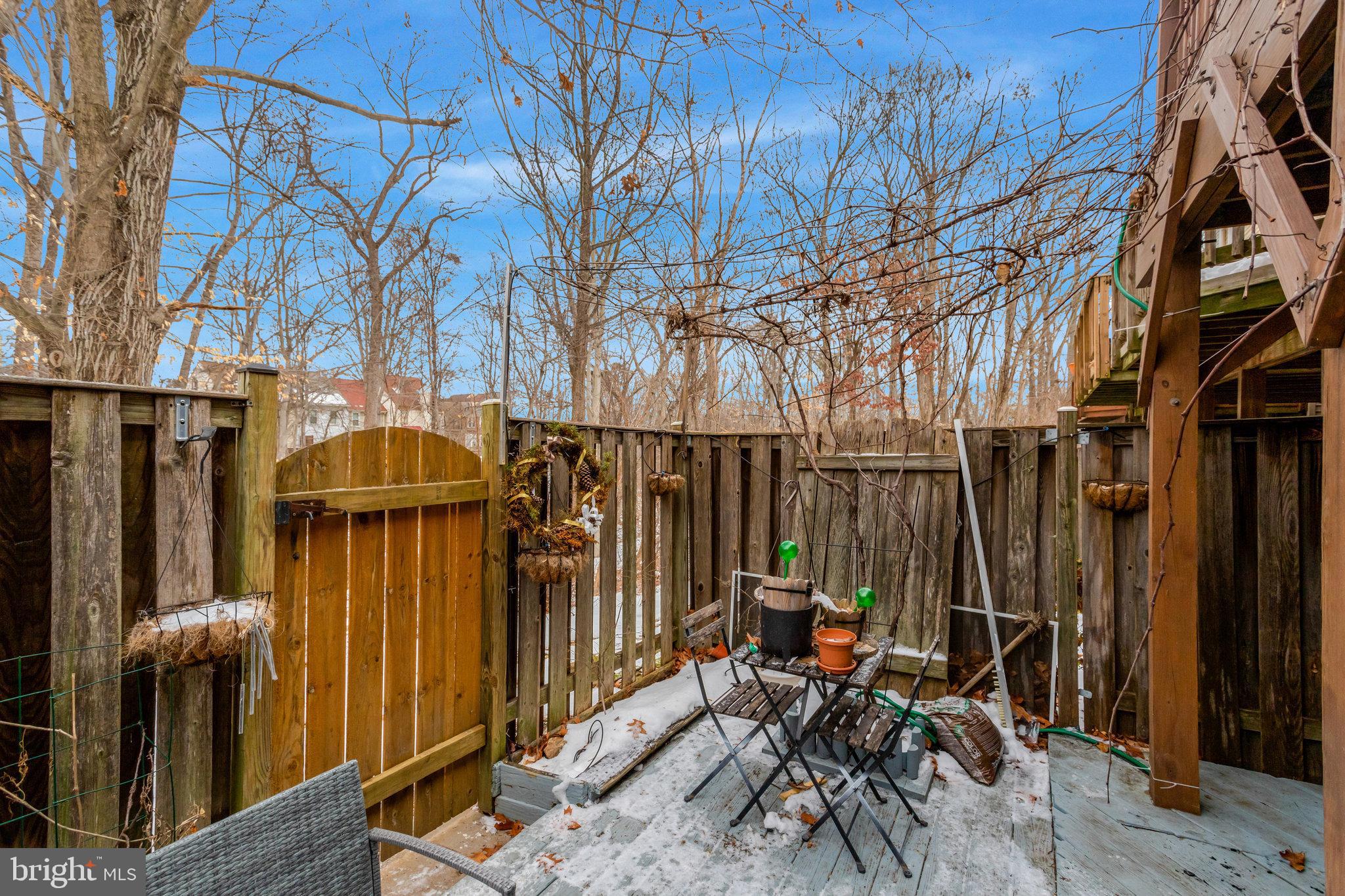 SPRINGFIELD OAKS - Residential