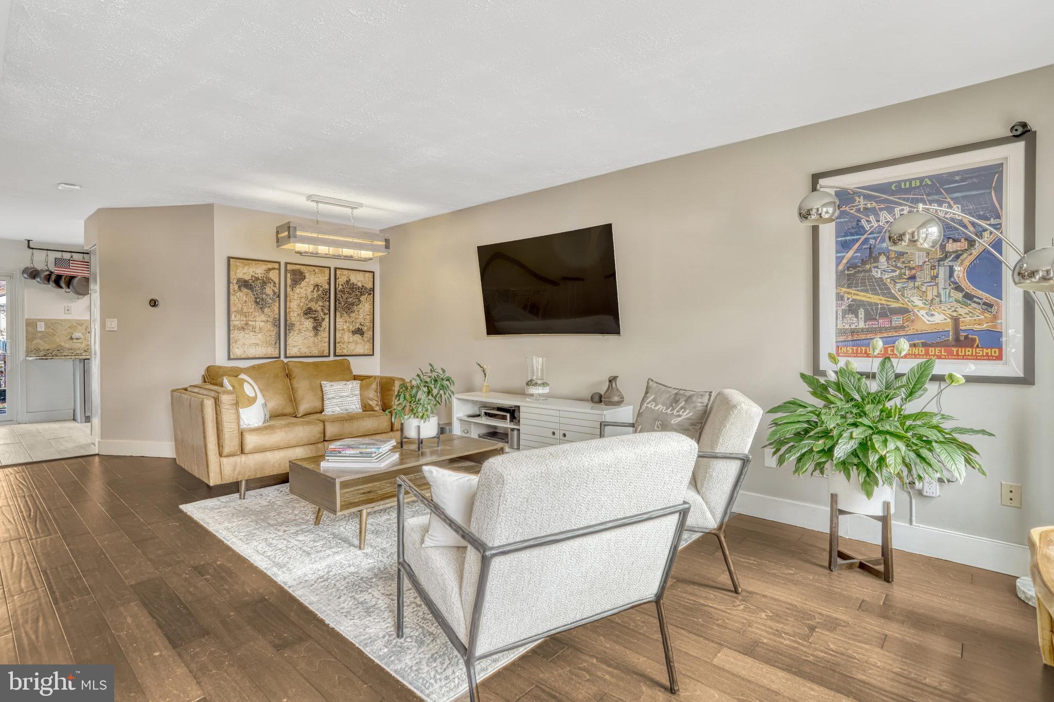 SPRINGFIELD OAKS - Residential