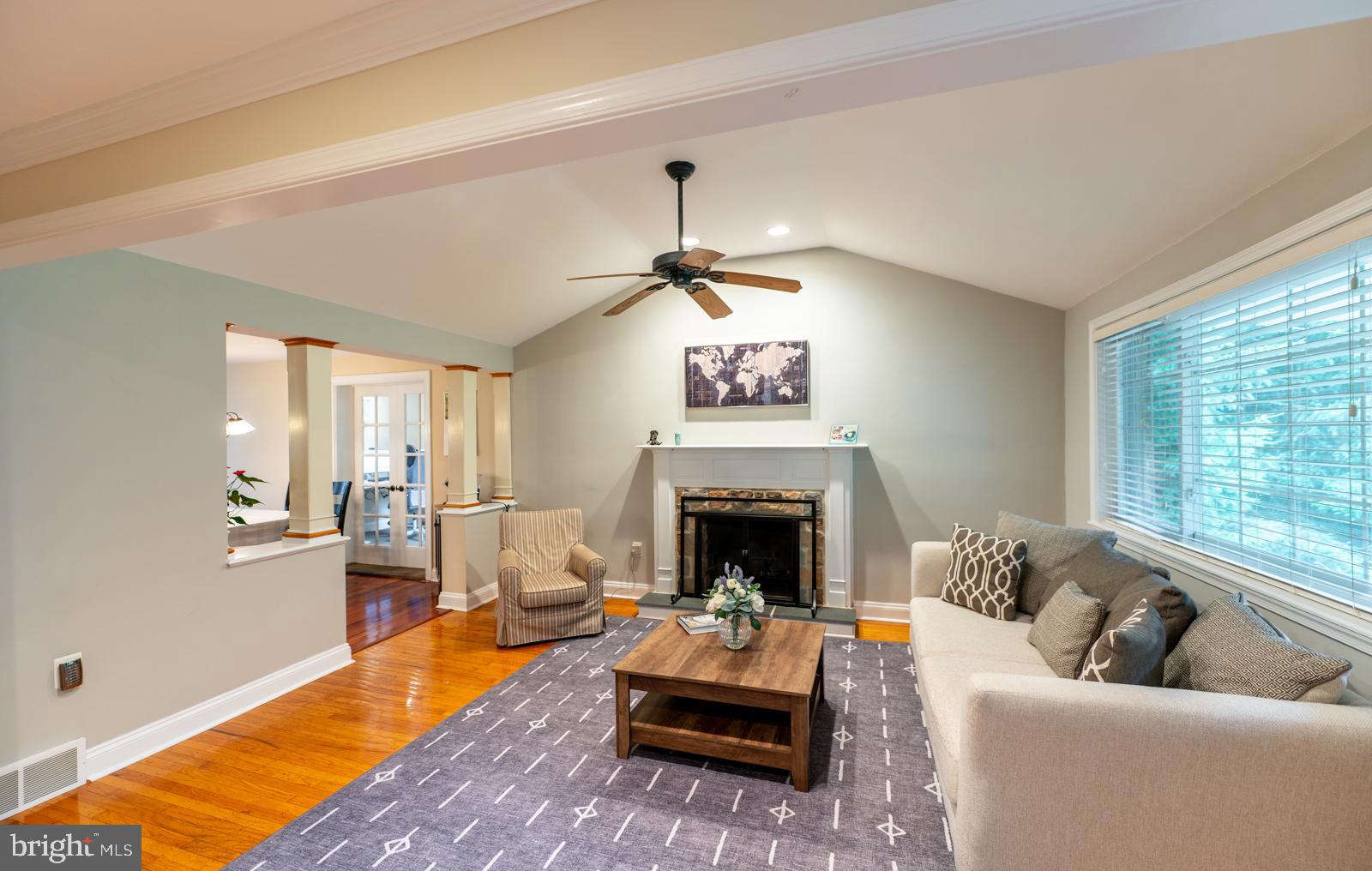 496 BLACK SWAN LANE
