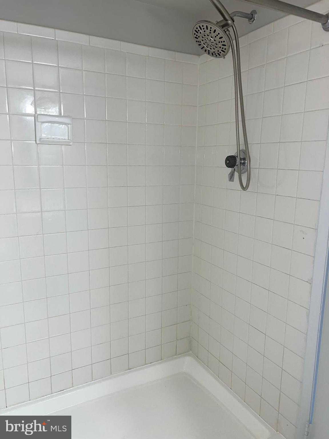 LEISURE WORLD - Residential