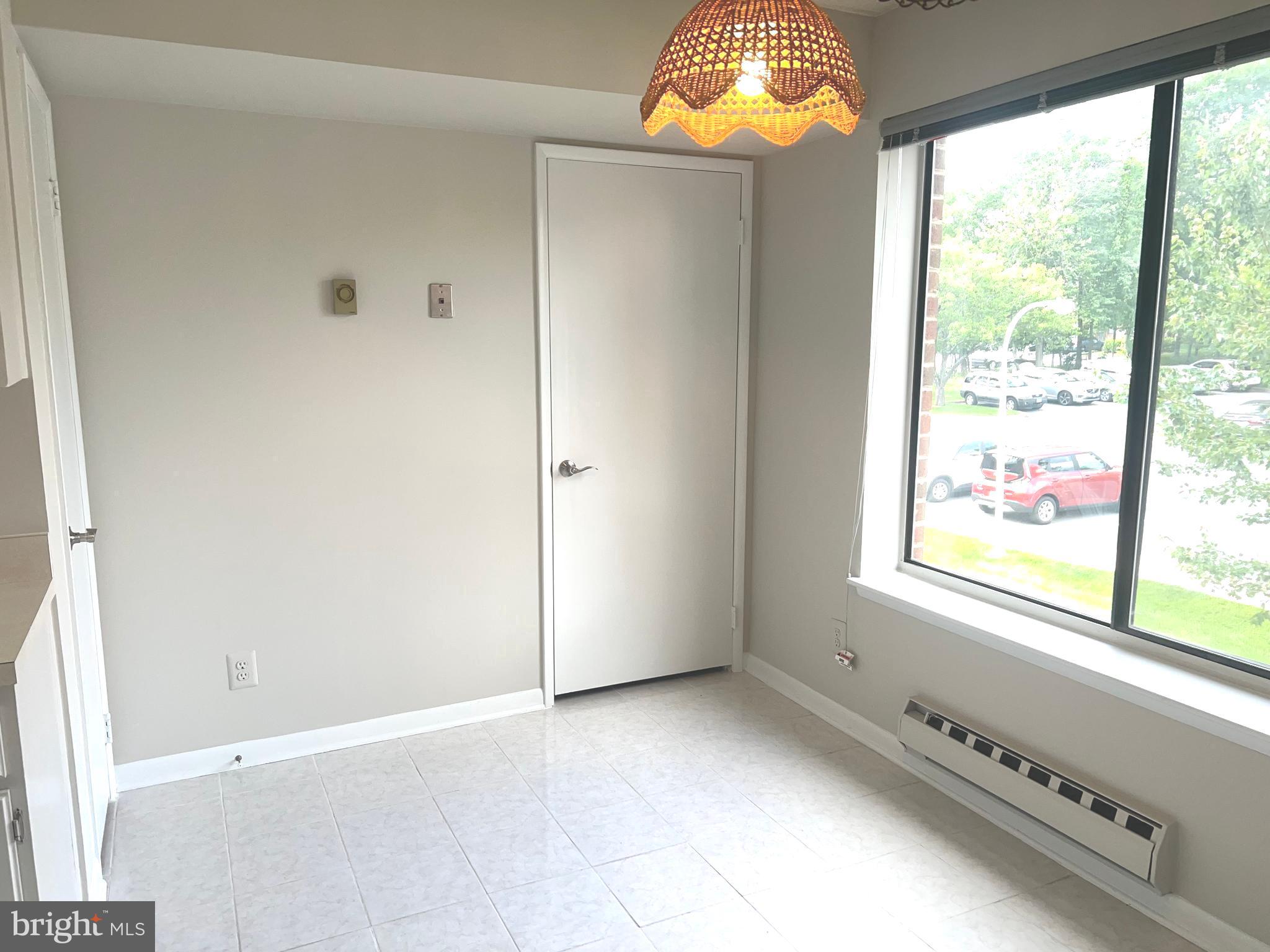 LEISURE WORLD - Residential
