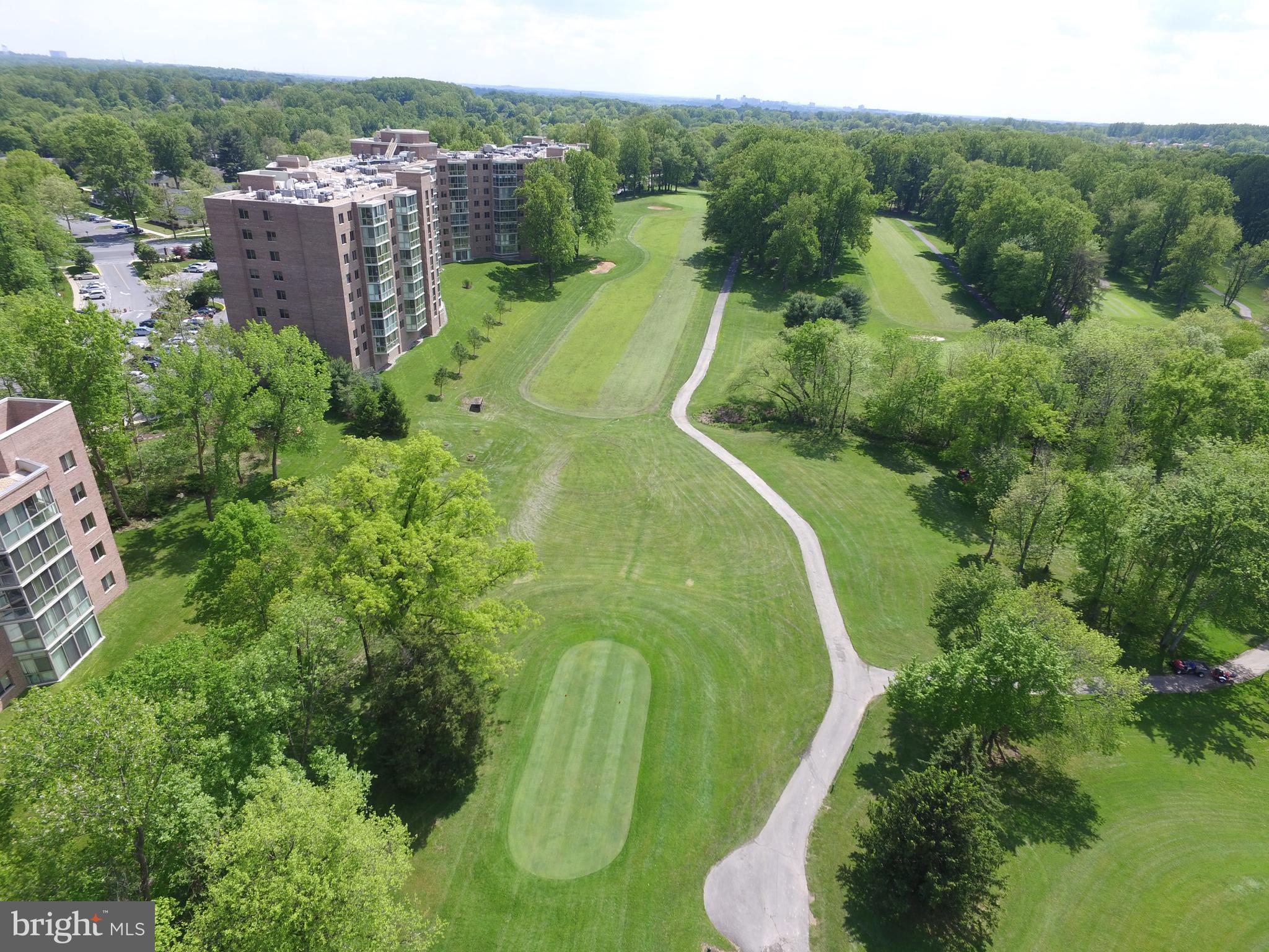 LEISURE WORLD - Residential