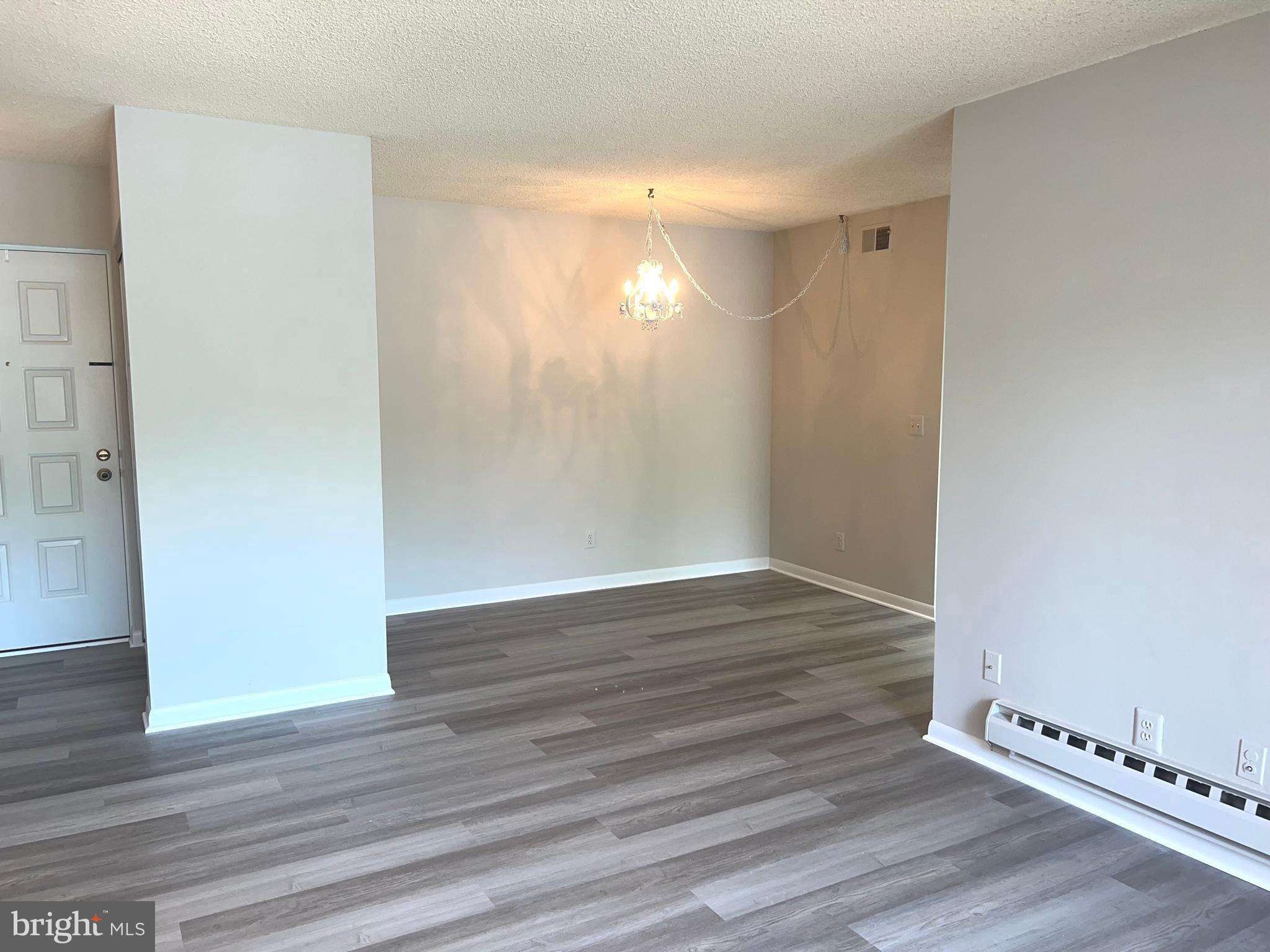 LEISURE WORLD - Residential