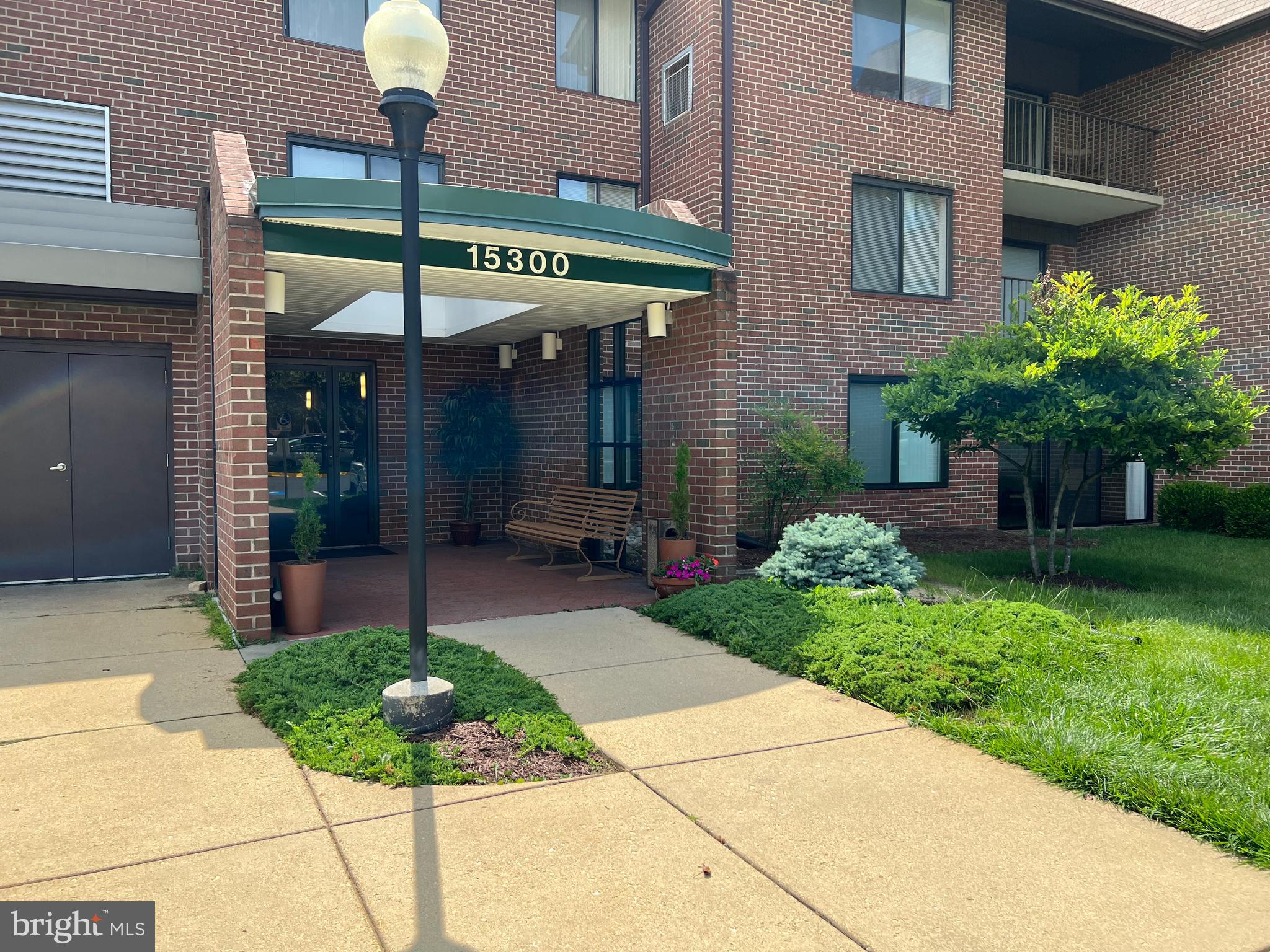 15300 BEAVERBROOK COURT 88-2B