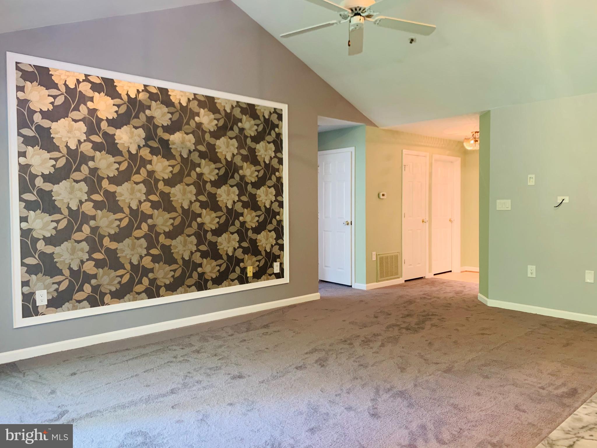 SILVERBROOK WOOD - Residential