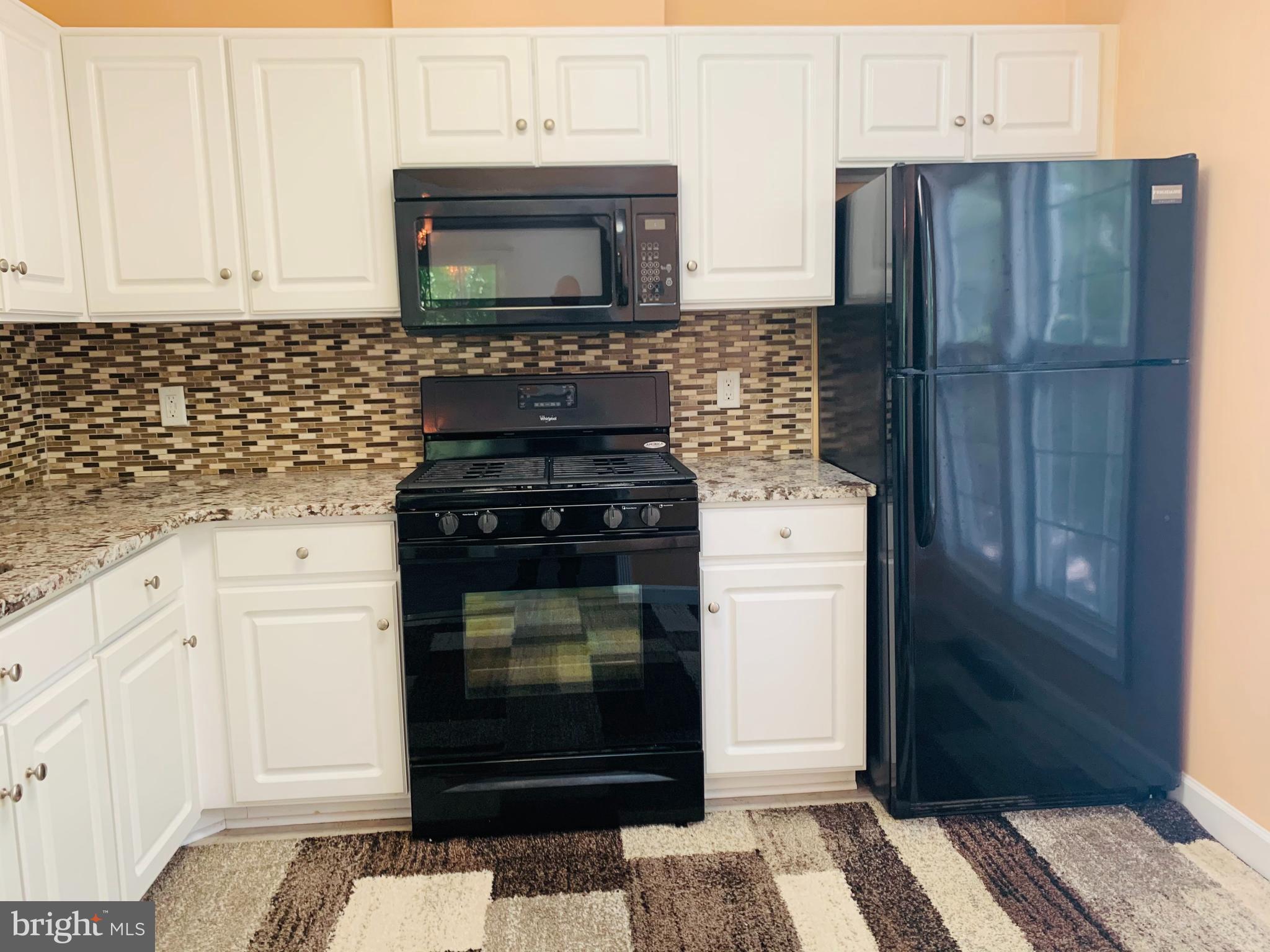 SILVERBROOK WOOD - Residential