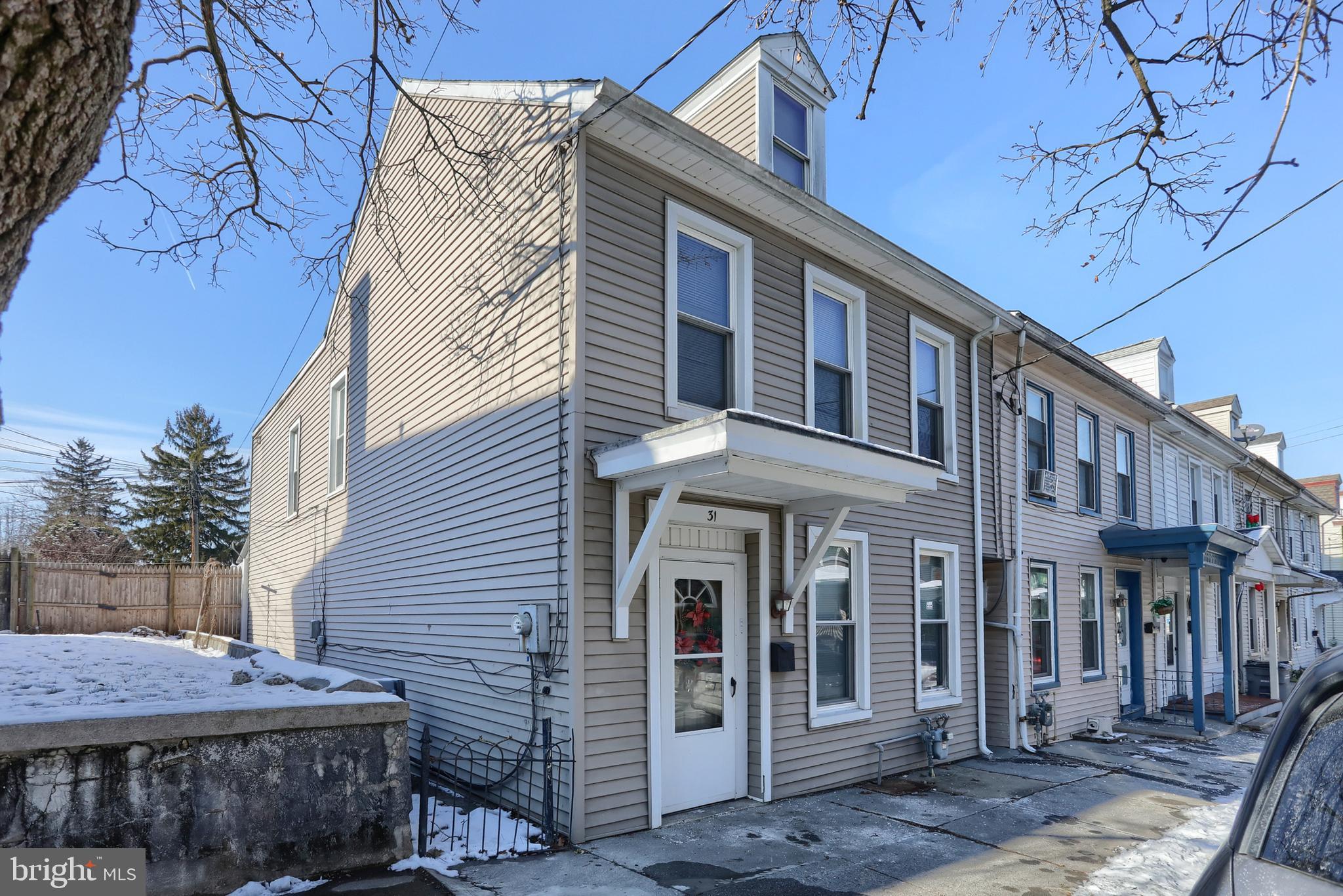 2 WARD - Residential