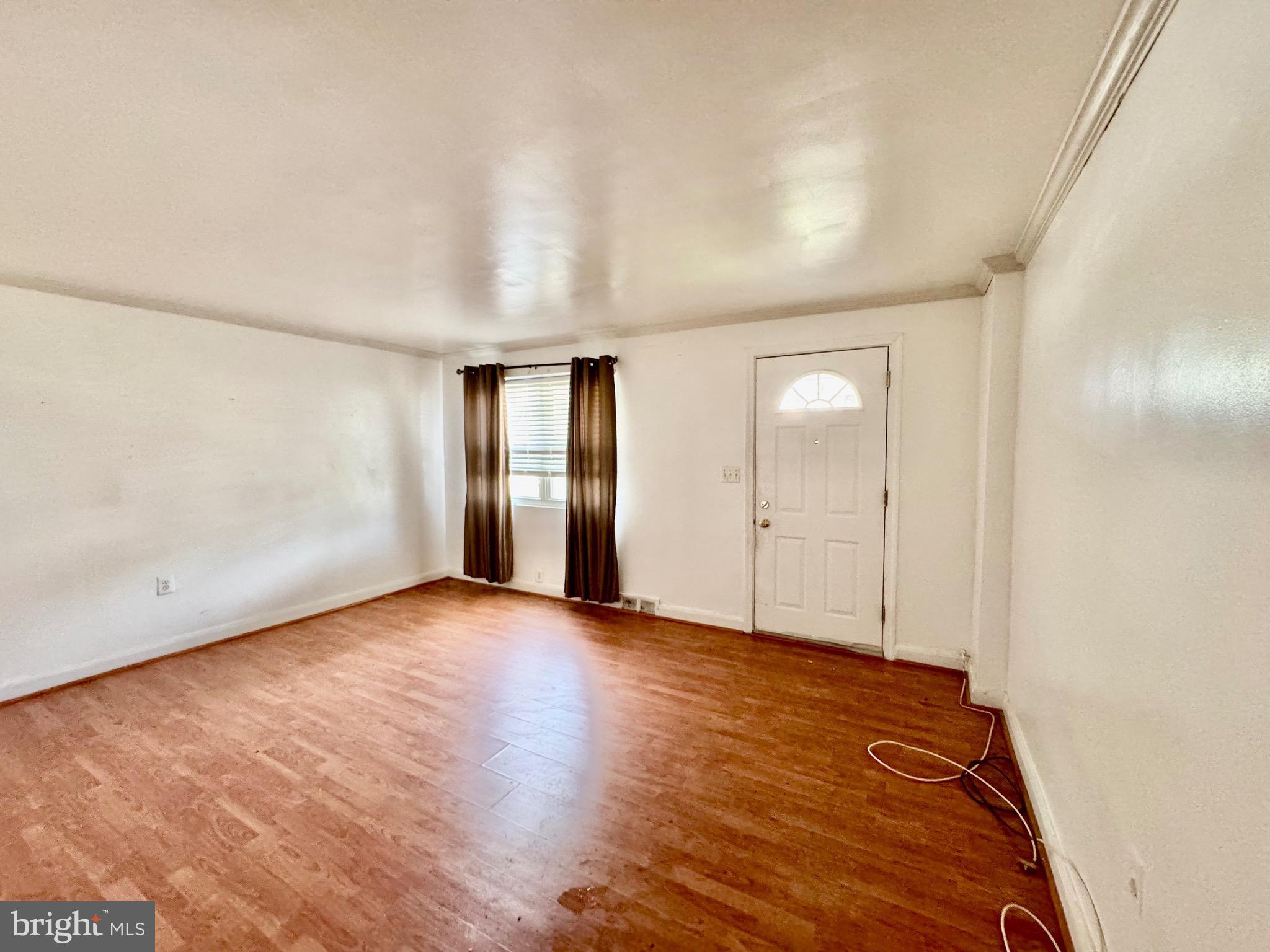 PERRING LOCH - Residential