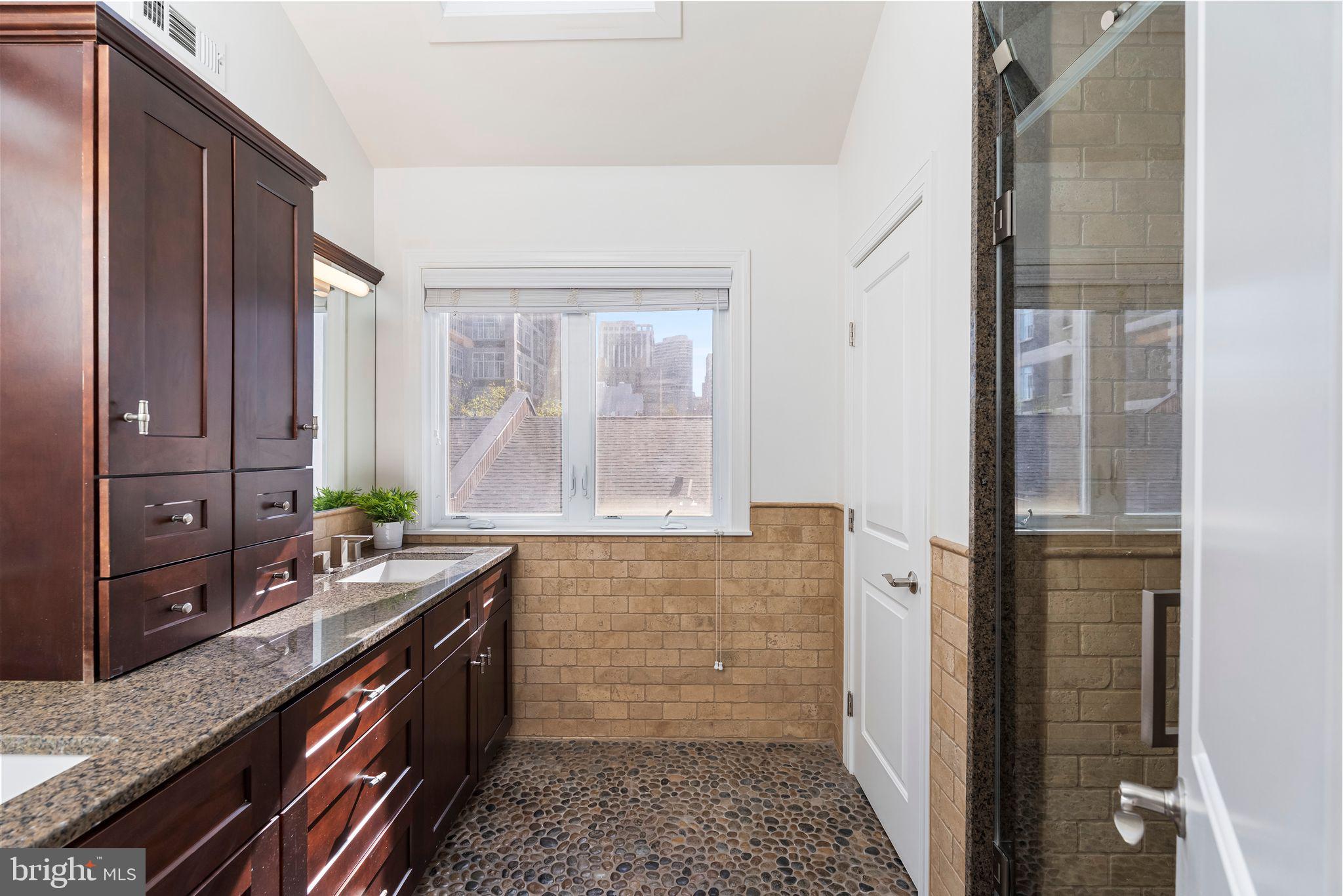 FITLER SQUARE - Residential