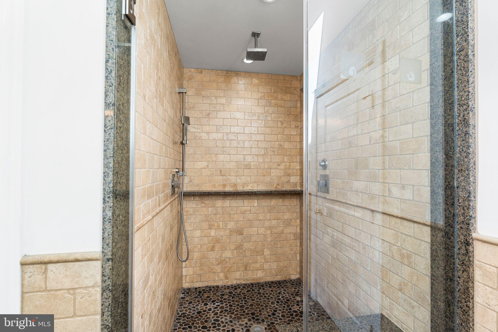 FITLER SQUARE - Residential