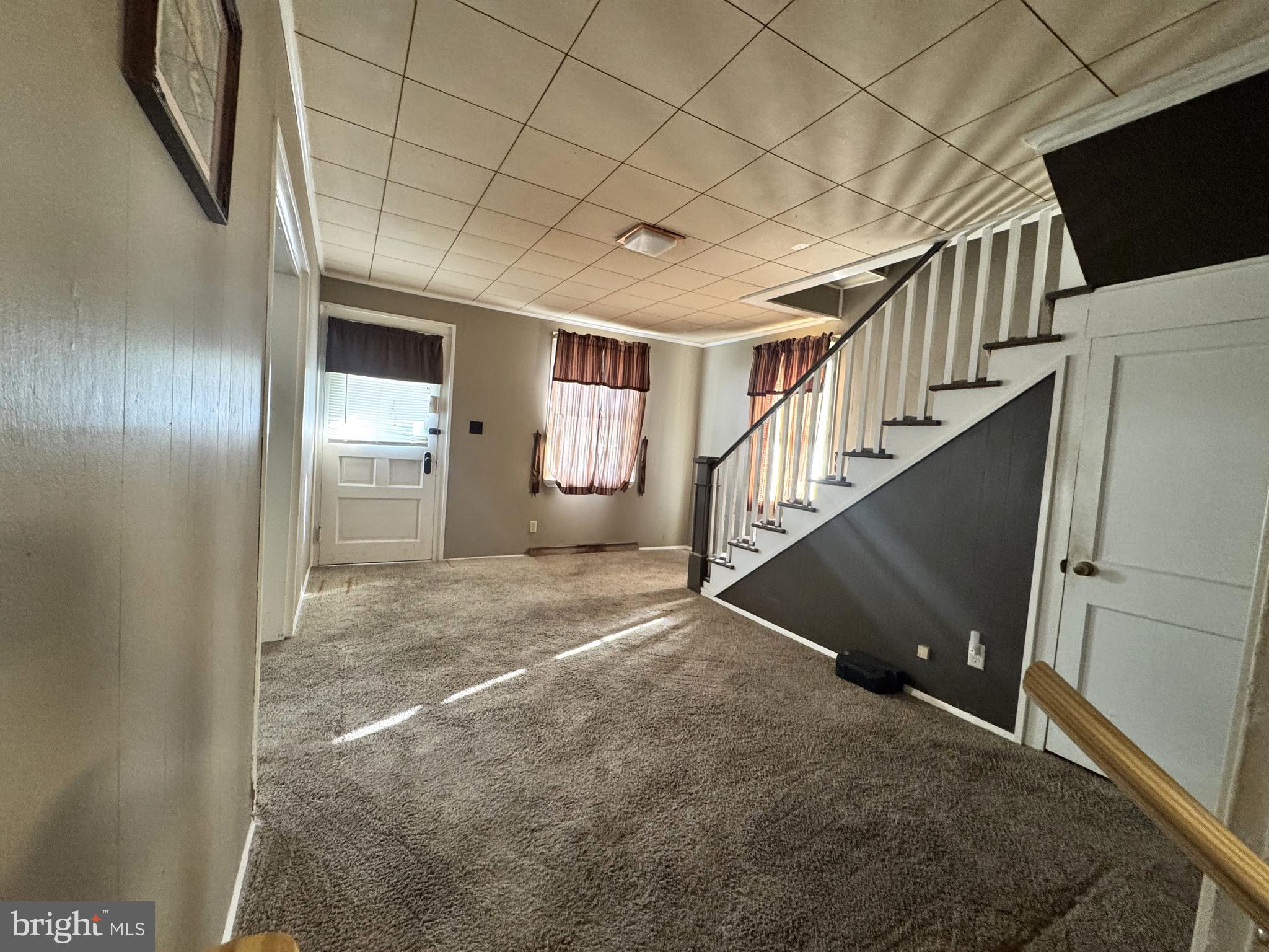 6 W FURNACE ROAD