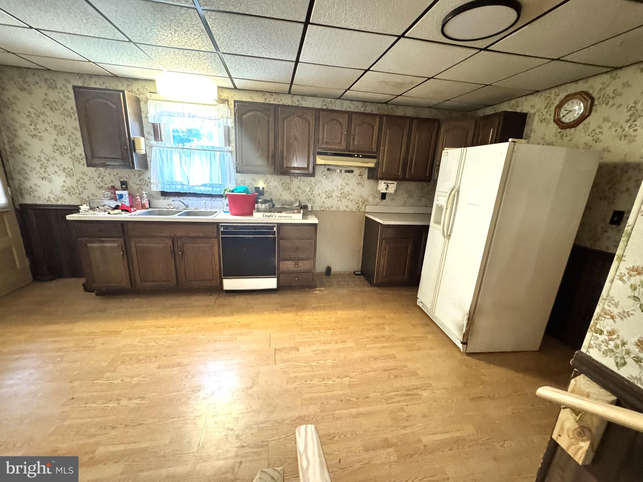 6 W FURNACE ROAD