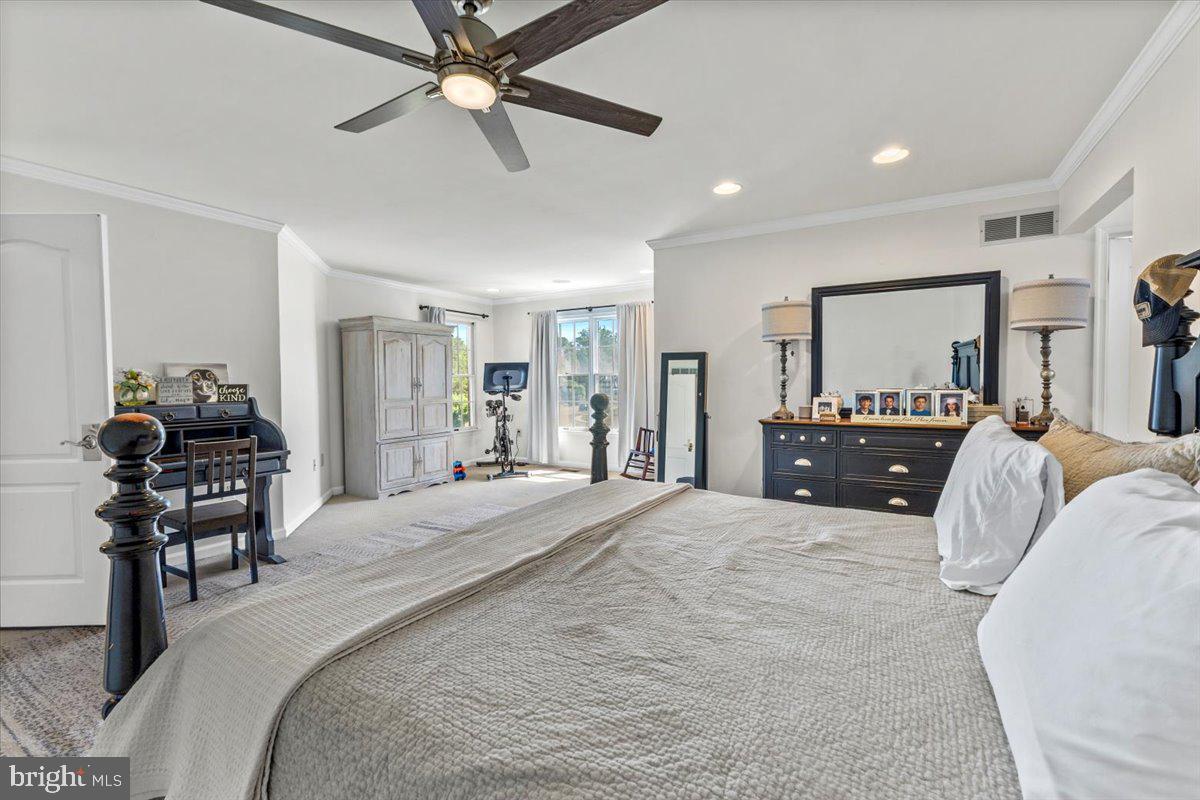 MILL RUN - Residential