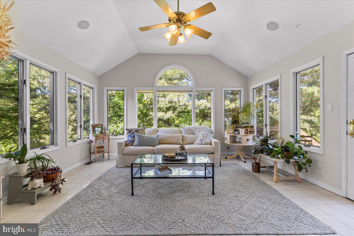 MILL RUN - Residential