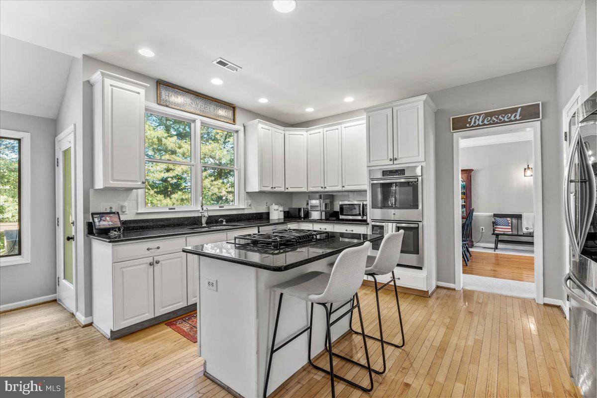 MILL RUN - Residential