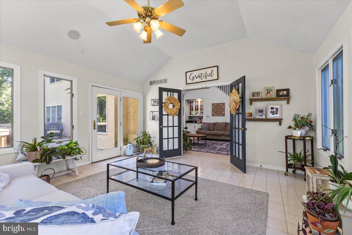 MILL RUN - Residential