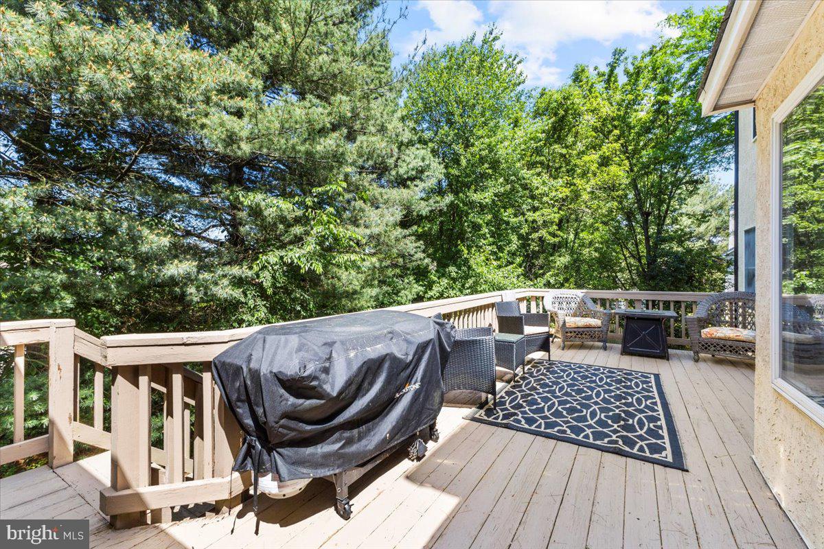 MILL RUN - Residential