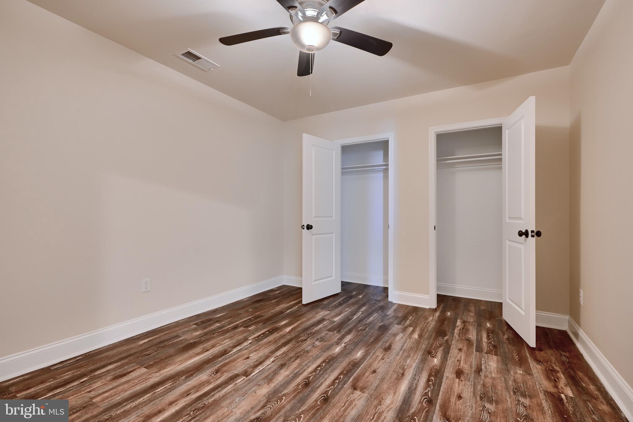 HIGHLANDTOWN - Residential