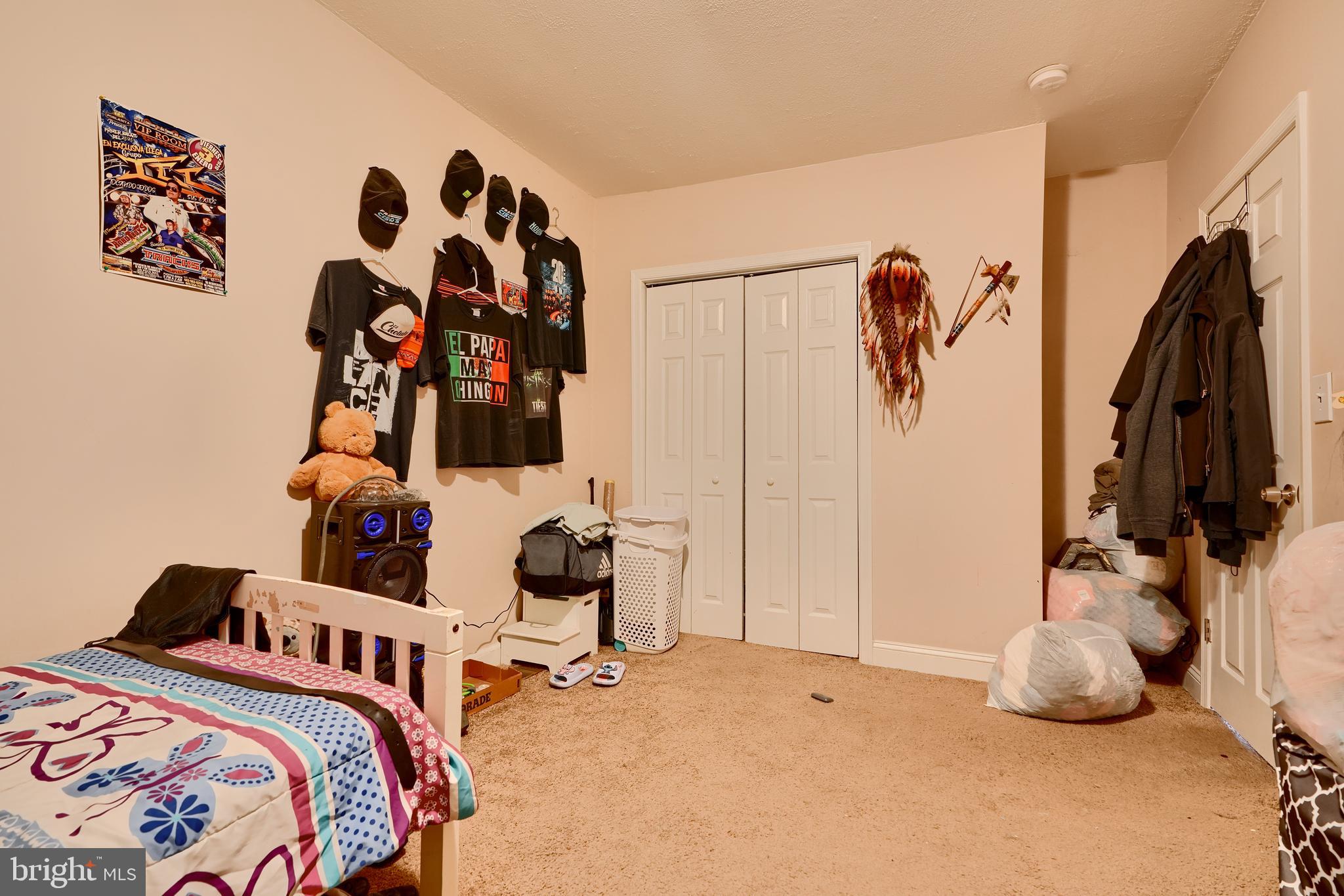 HIGHLANDTOWN - Residential