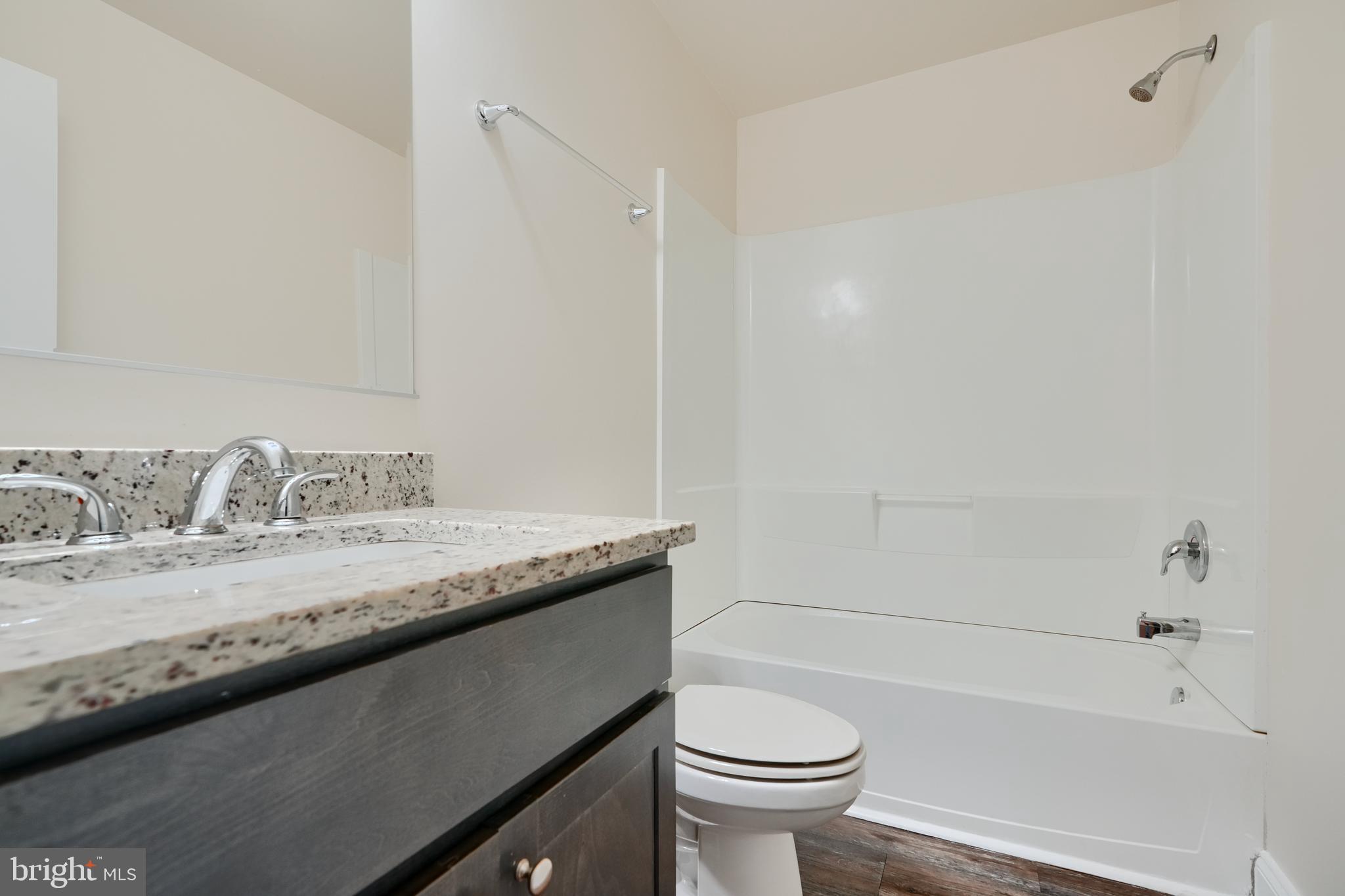 HIGHLANDTOWN - Residential