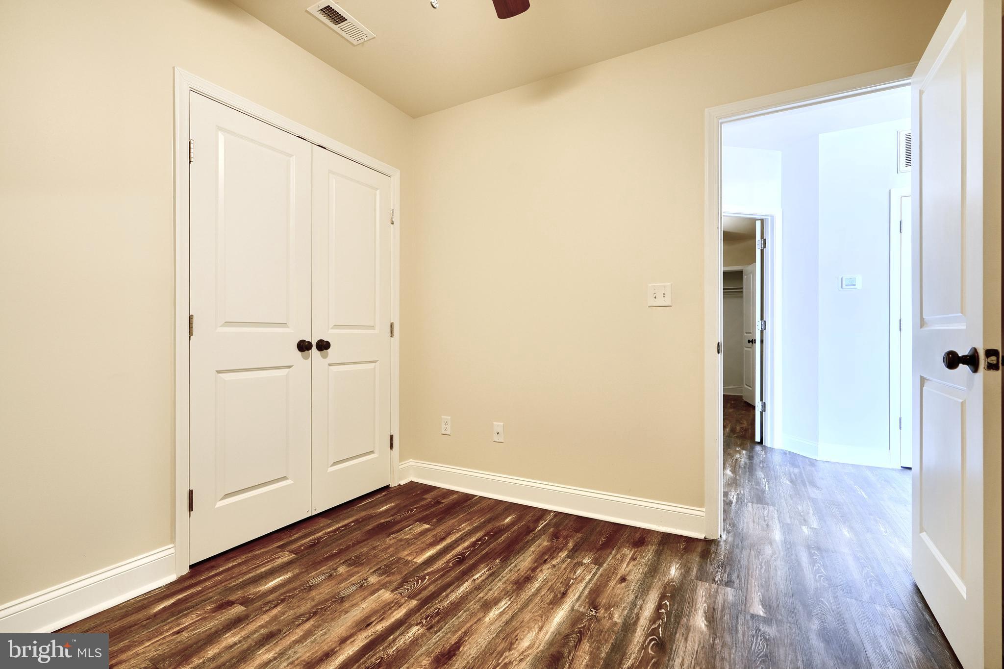 HIGHLANDTOWN - Residential