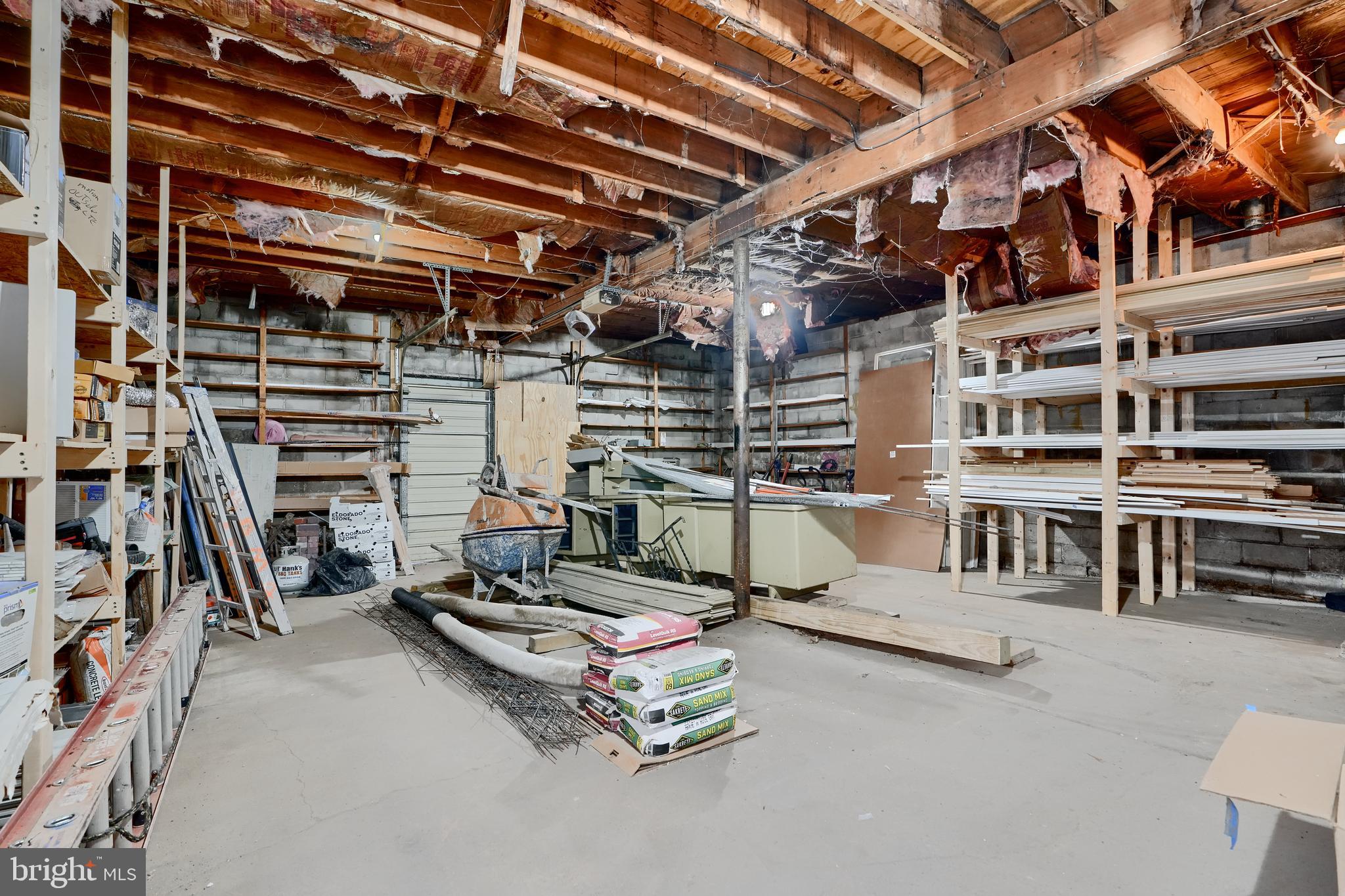 HIGHLANDTOWN - Residential