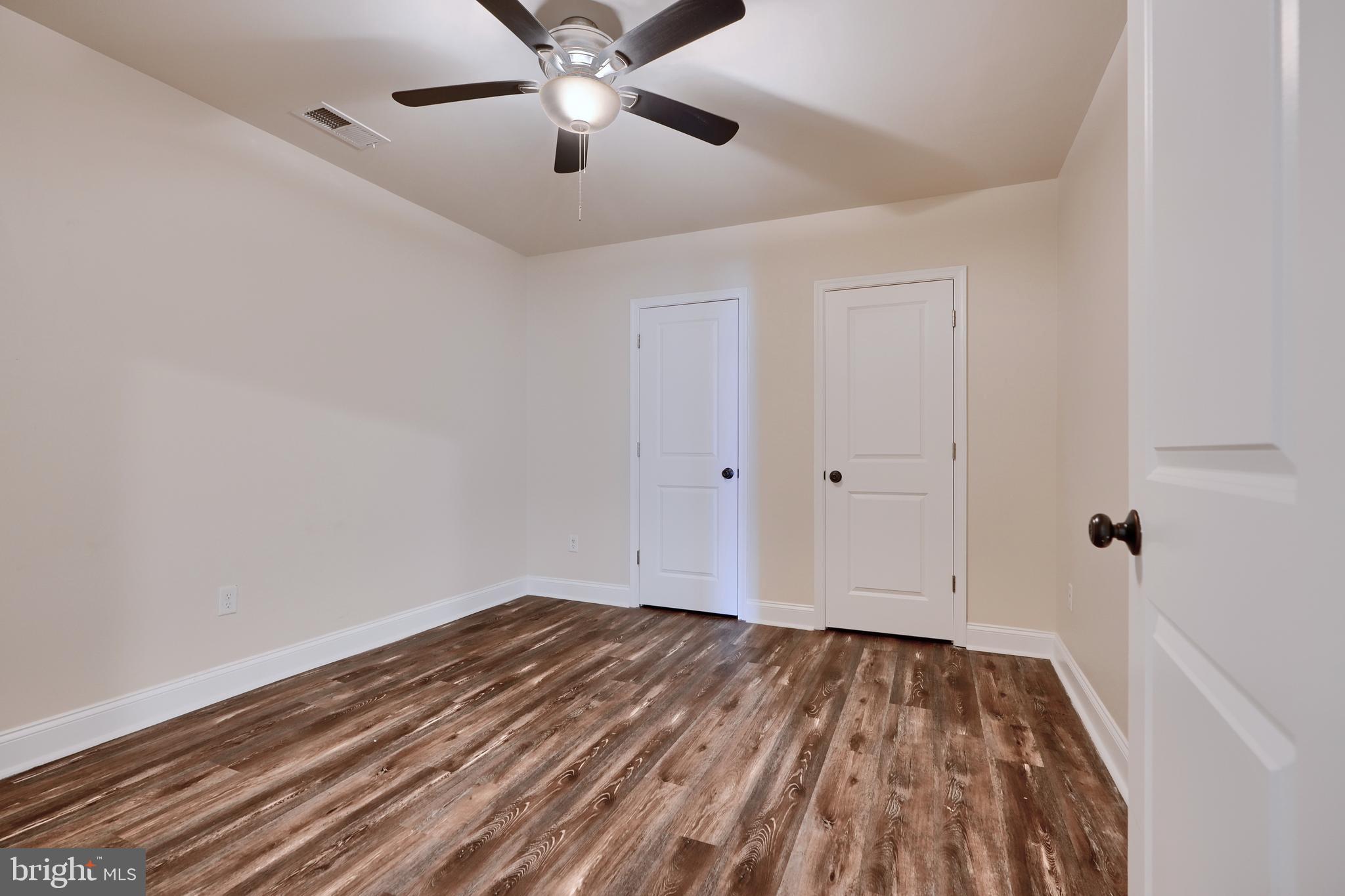 HIGHLANDTOWN - Residential