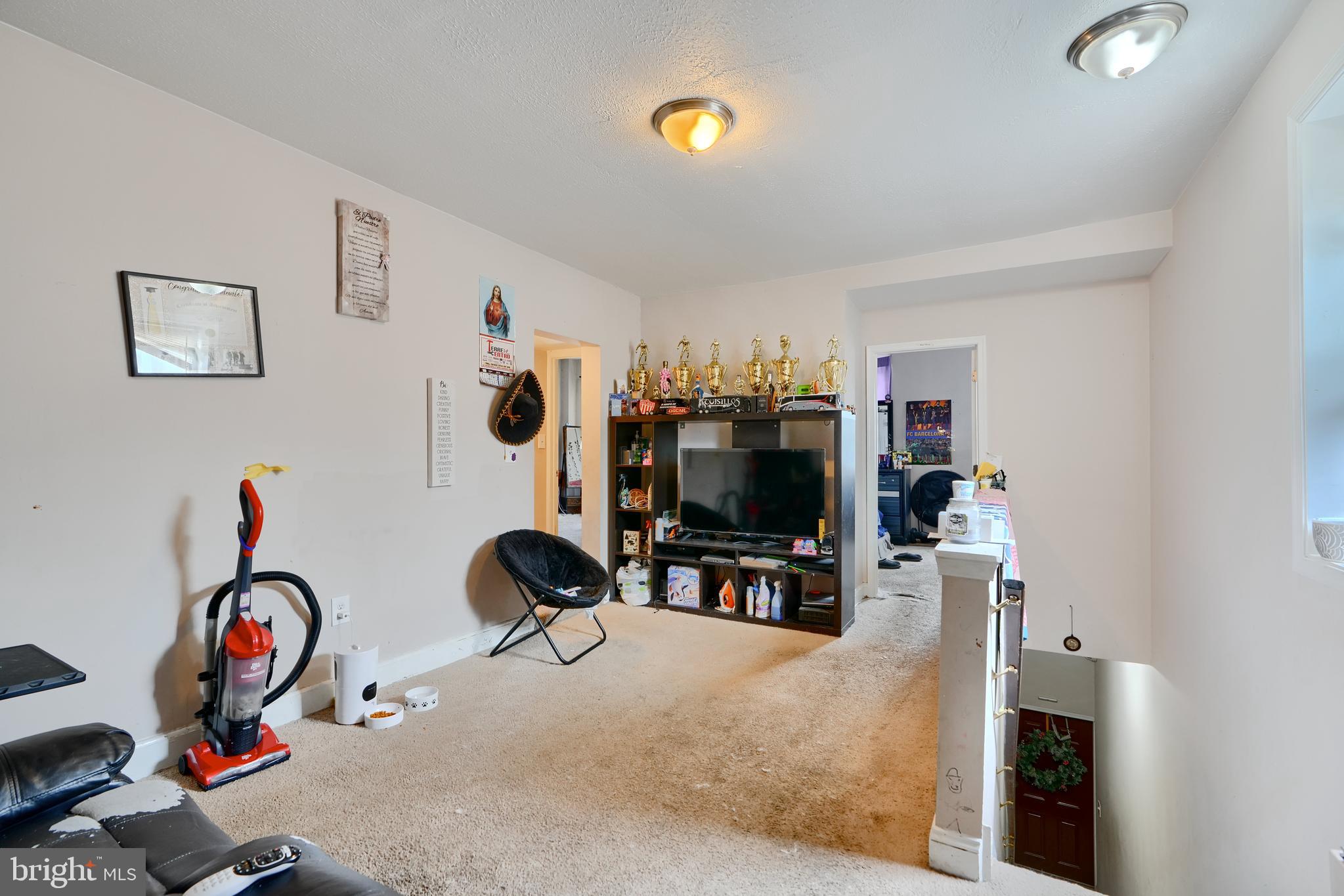 HIGHLANDTOWN - Residential