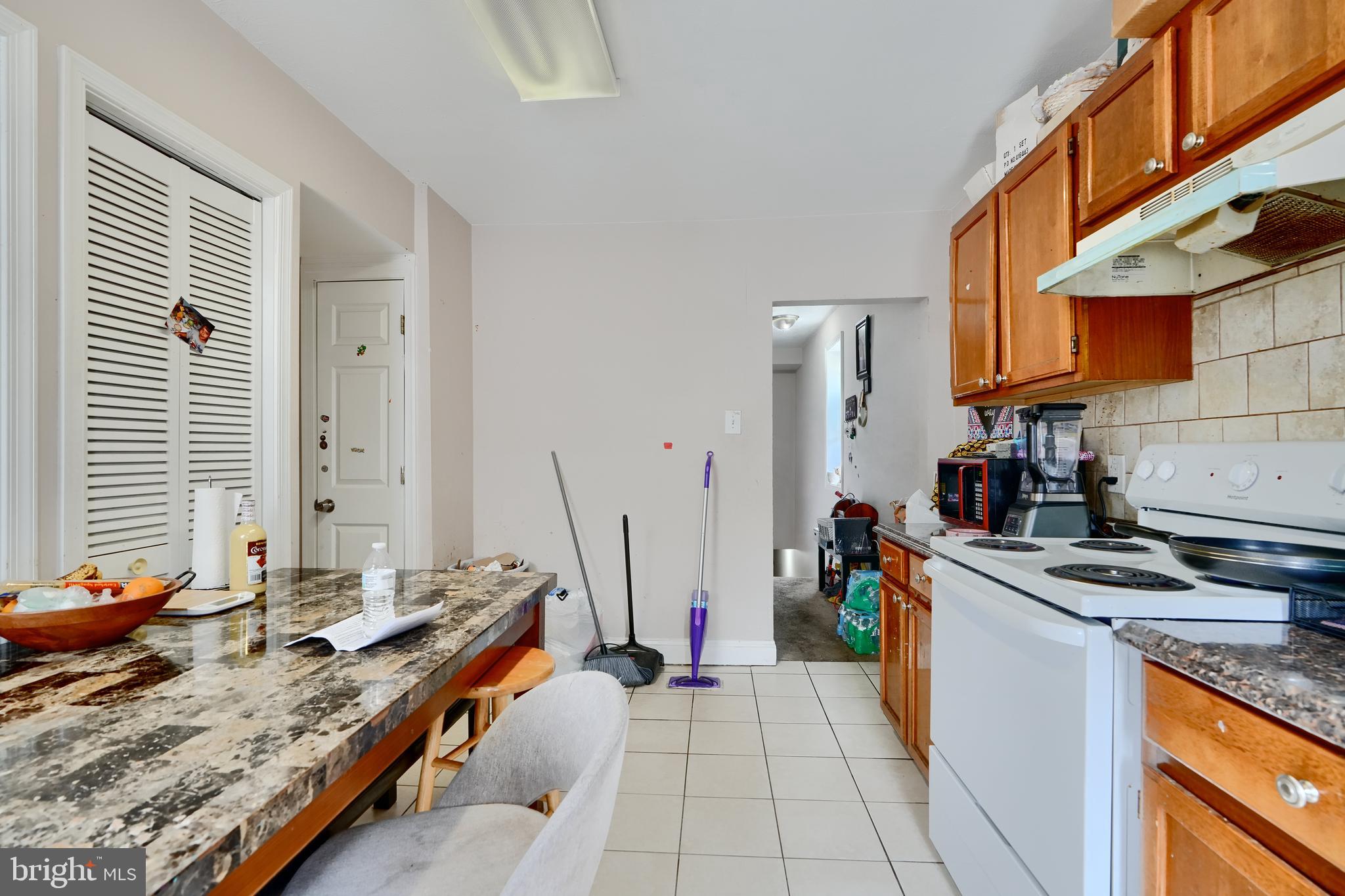 HIGHLANDTOWN - Residential