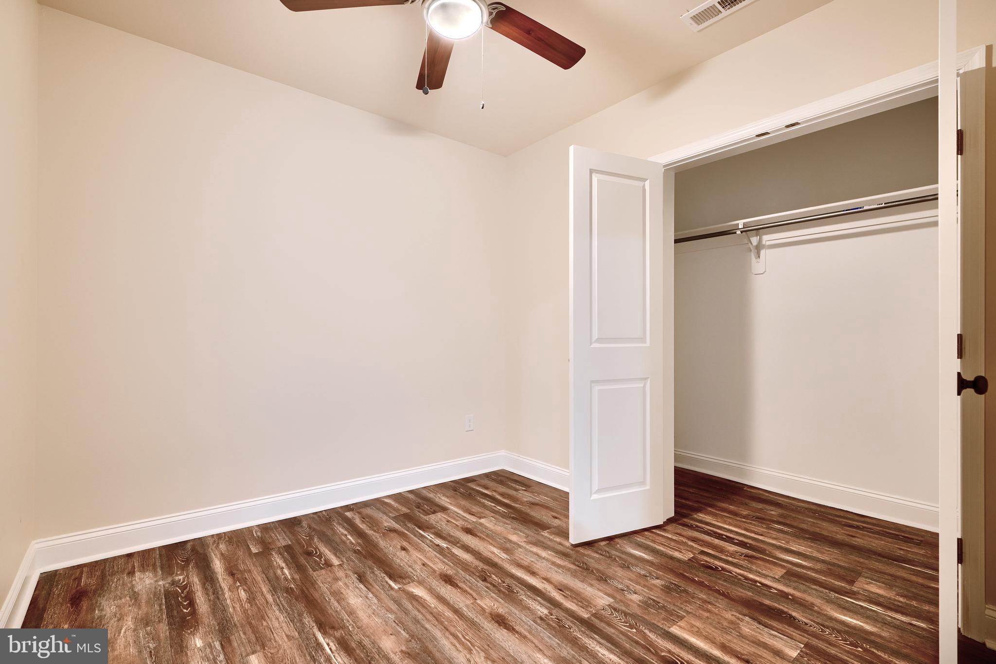 HIGHLANDTOWN - Residential