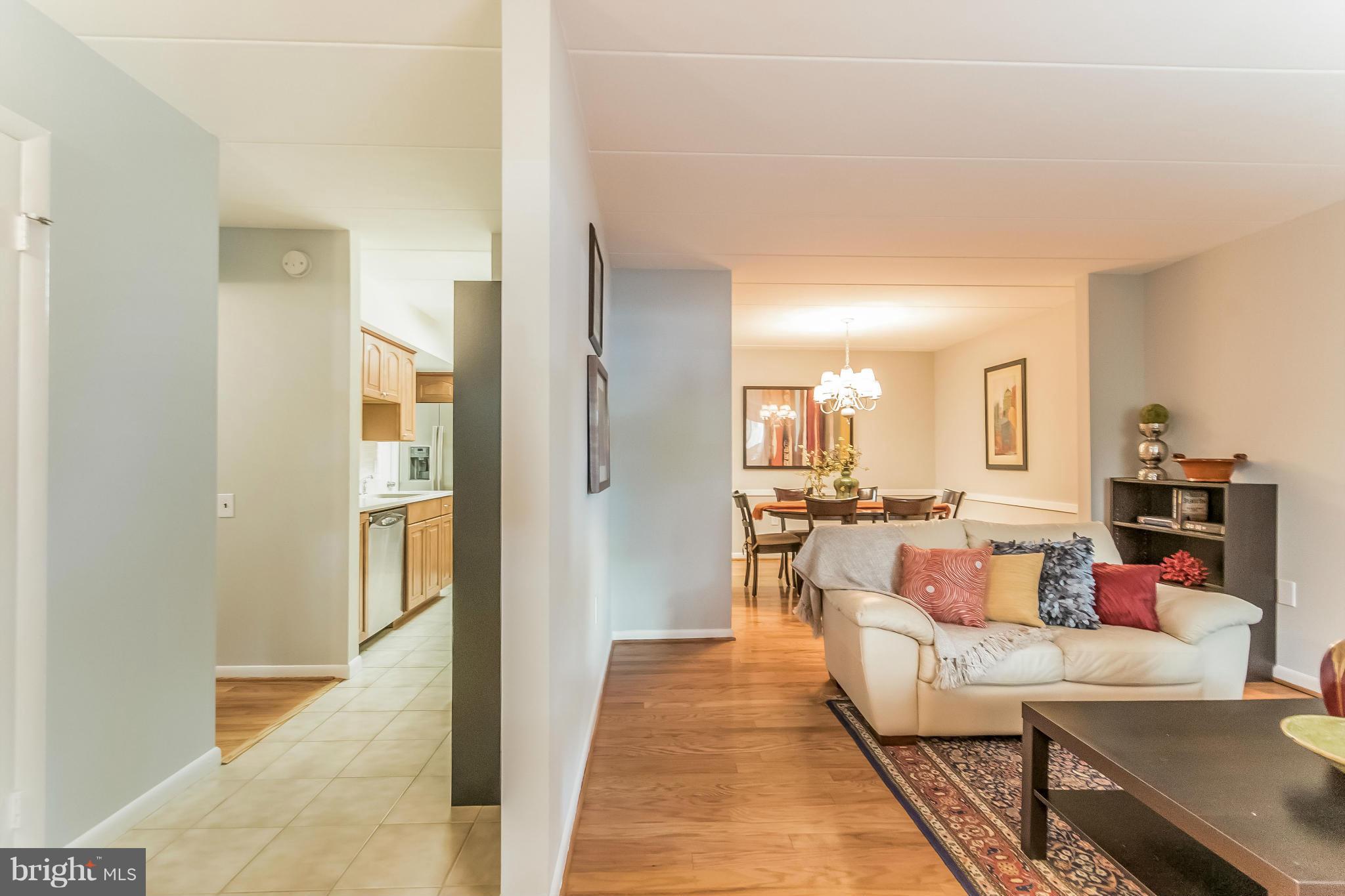 BEVERLY HILLS - Residential